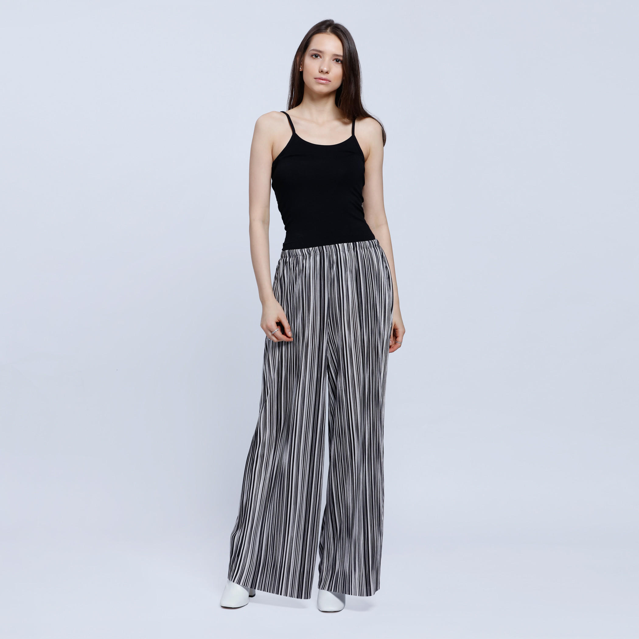 Round Neck Spaghetti Vest-women-clothing-tshirts-image-5