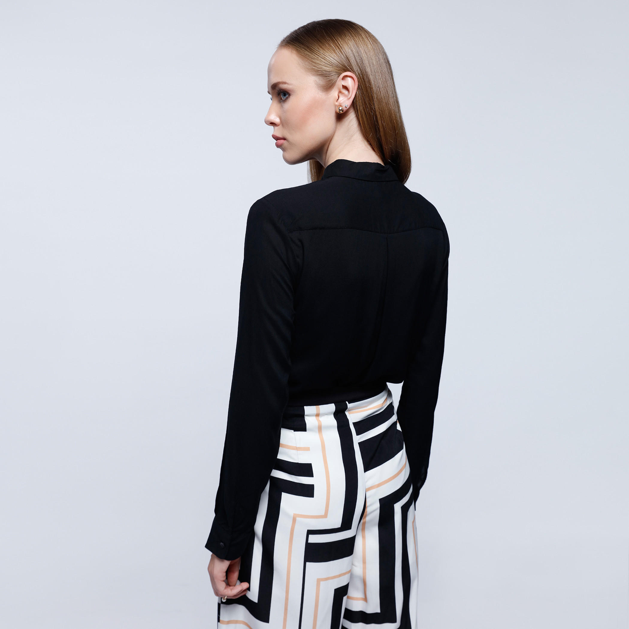 Long Sleeves Top with Spread Collar-women-clothing-shirtsandblouses-blouses-image-4