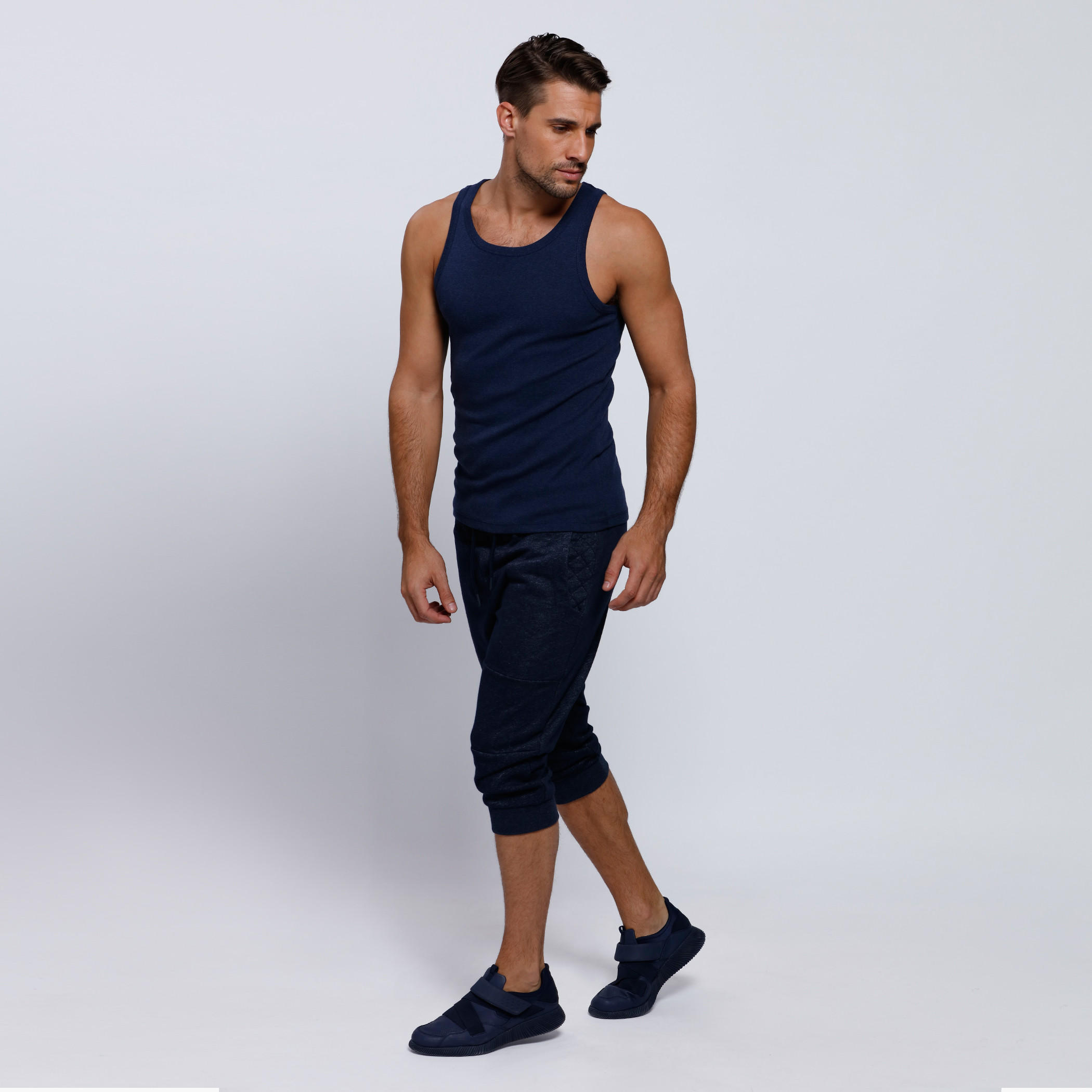 Sleeveless Vest with Round Neck-men-clothing-tshirtsandpolos-vests-image-5