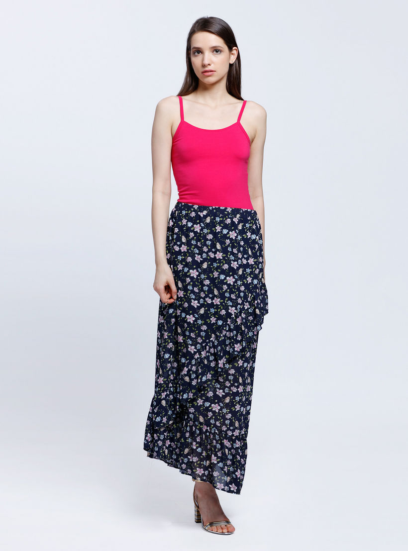 Basic Spaghetti Vest-women-clothing-tshirts-image-5