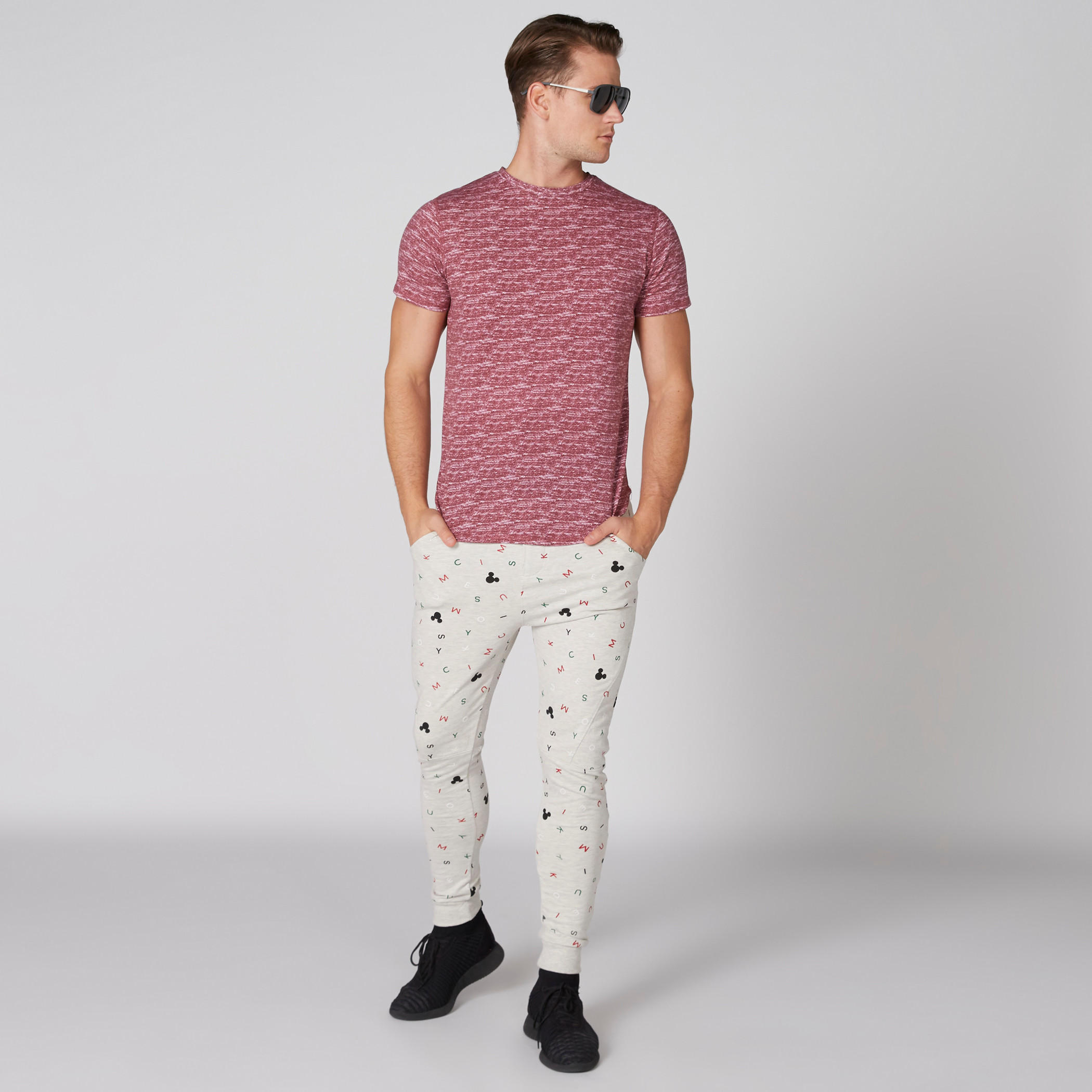 تيشيرت بطبعات وياقة مستديرة وأكمام قصيرة-men-clothing-tshirtsandpolos-tshirts-image-3