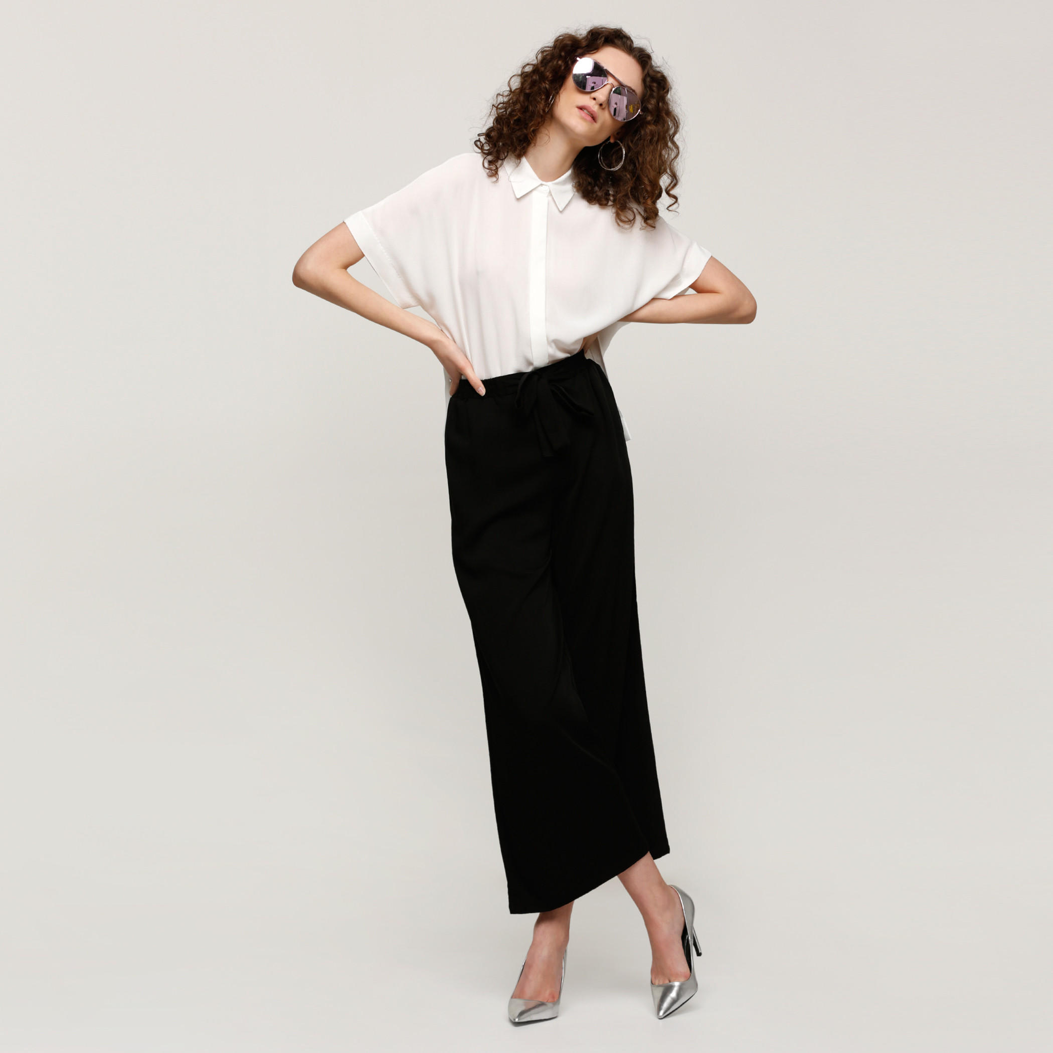 Extended Sleeves Top with Spread Collar and High Low Hem-women-clothing-shirtsandblouses-blouses-image-10