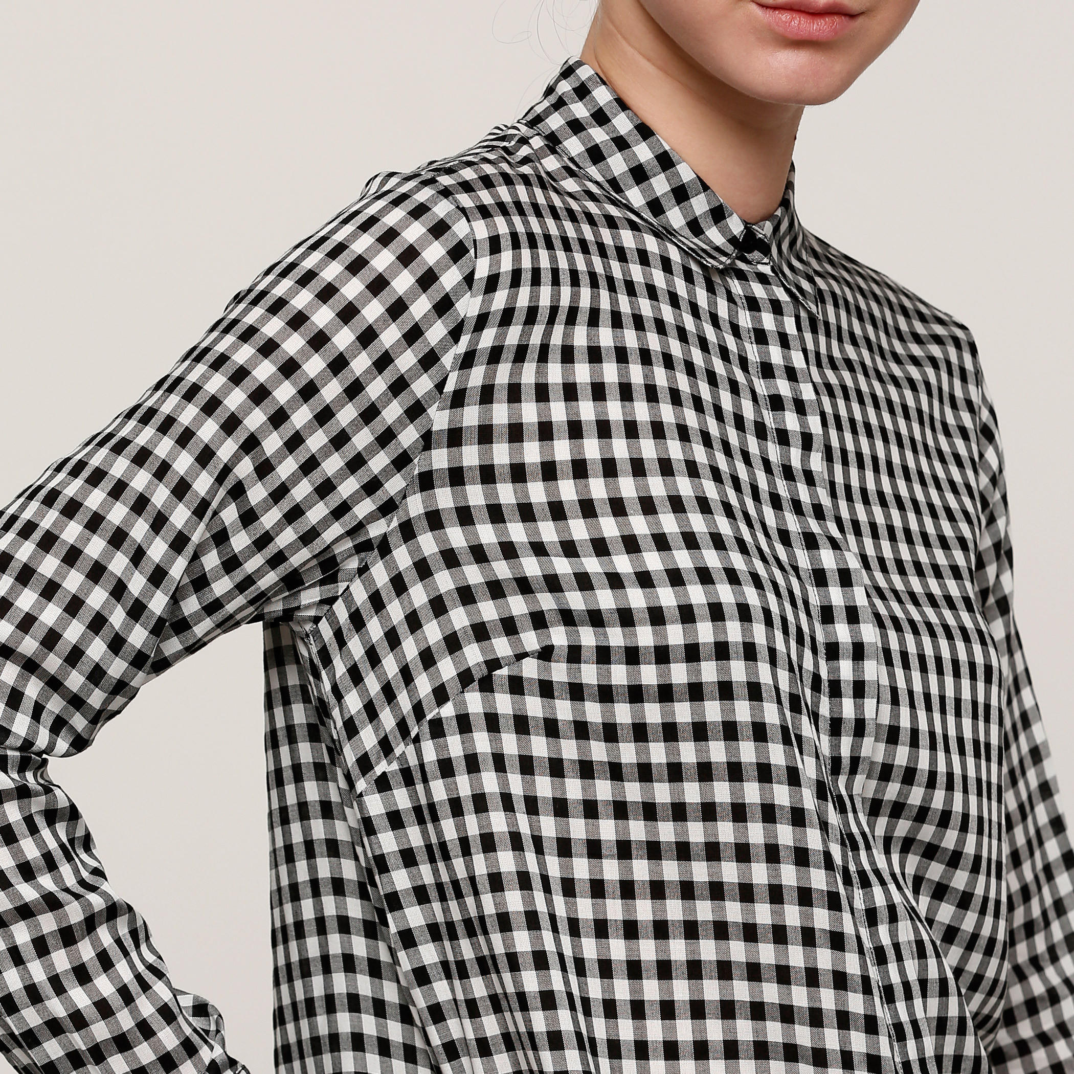 قميص كاروهات طويل بأكمام طويلة وجيب-women-clothing-shirtsandblouses-shirts-image-4
