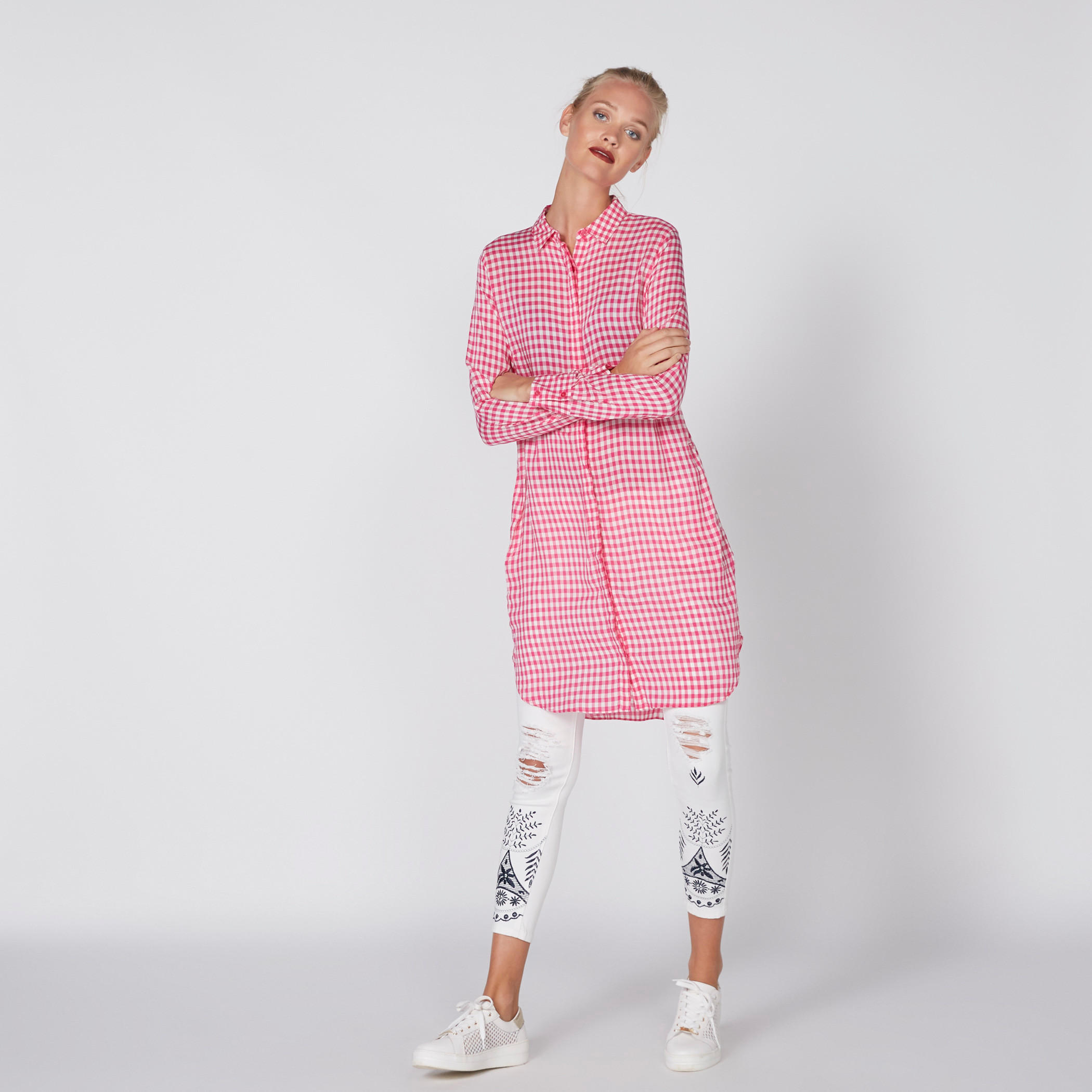 قميص كاروهات بأكمام طويلة ووصلة أزرار مخفيّة-women-clothing-shirtsandblouses-shirts-image-1