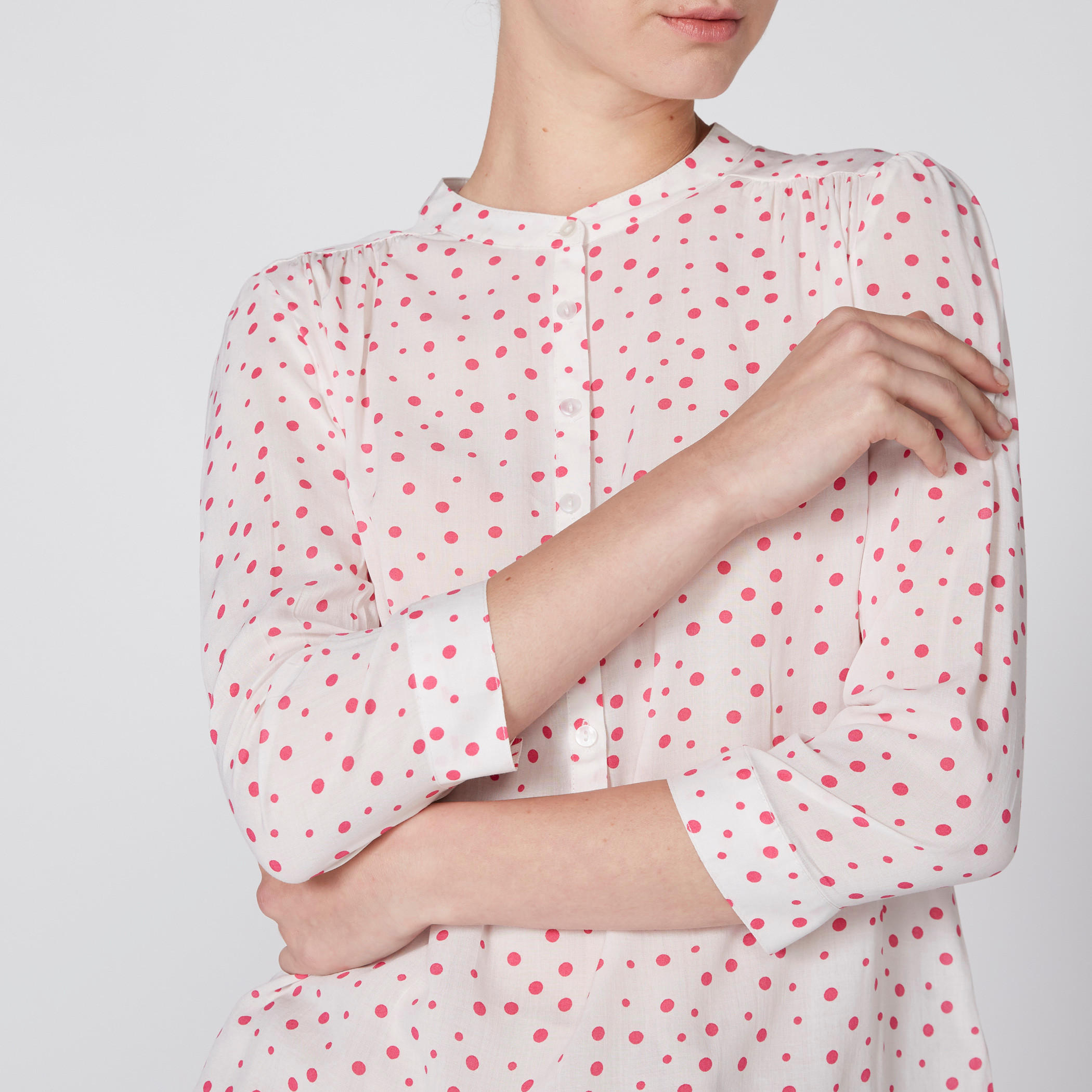 بلوزة بأكمام 3/4 وطبعات منقطّة-women-clothing-shirtsandblouses-blouses-image-2