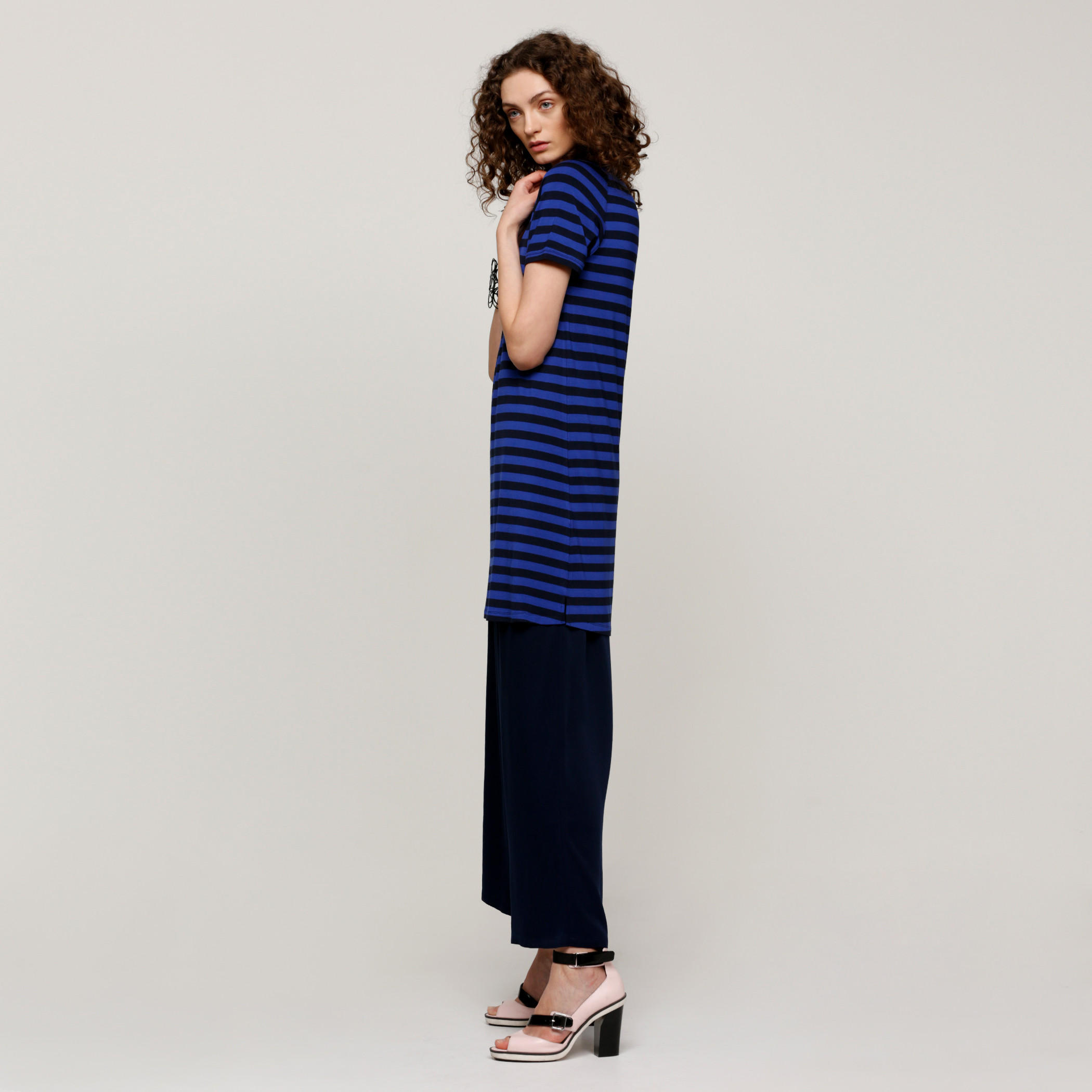تونيك مقلّم بياقة مستديرة وأكمام قصيرة-women-clothing-shirtsandblouses-blouses-image-3