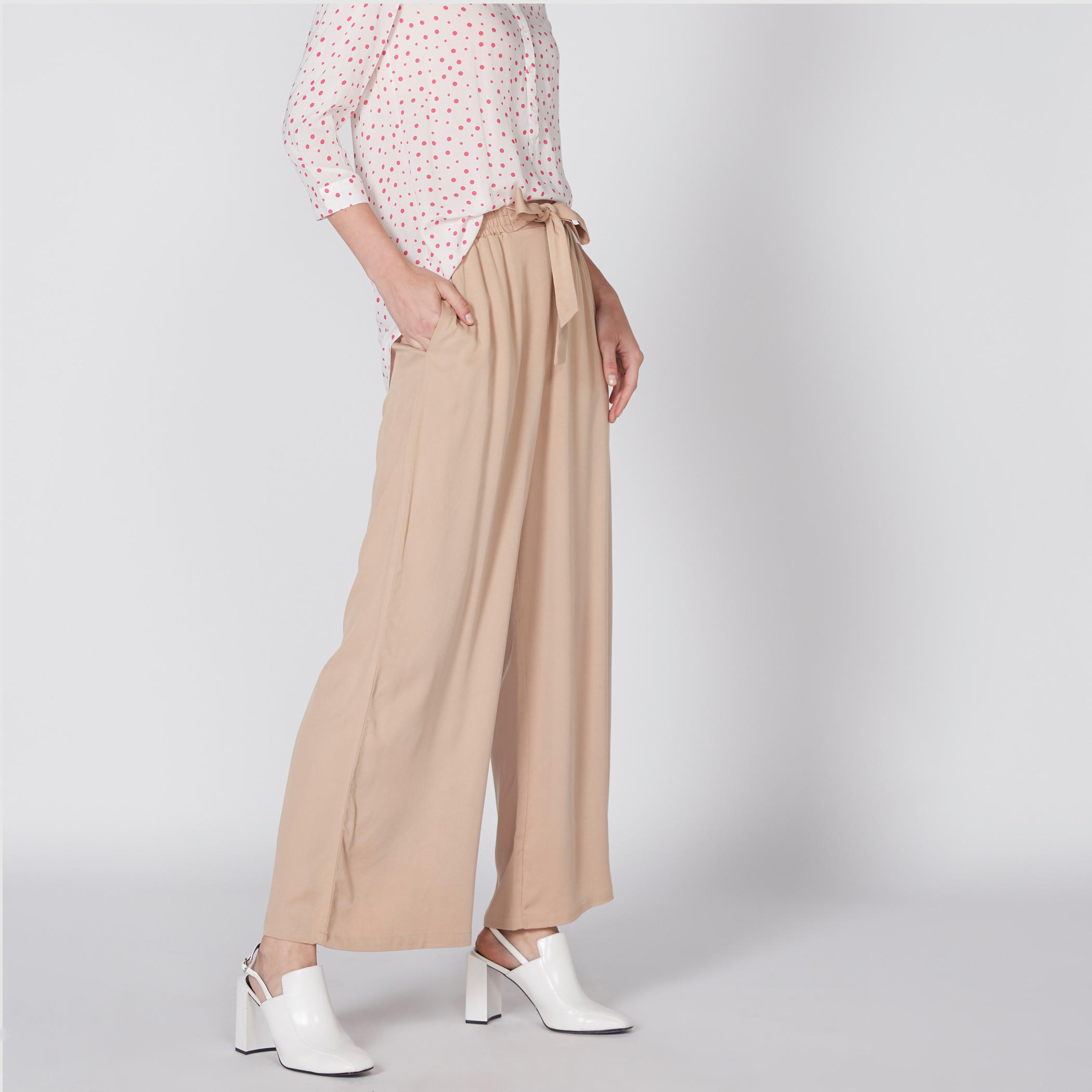 بنطال بالازو طويل برباط وجيوب-women-clothing-bottoms-trousers-image-4