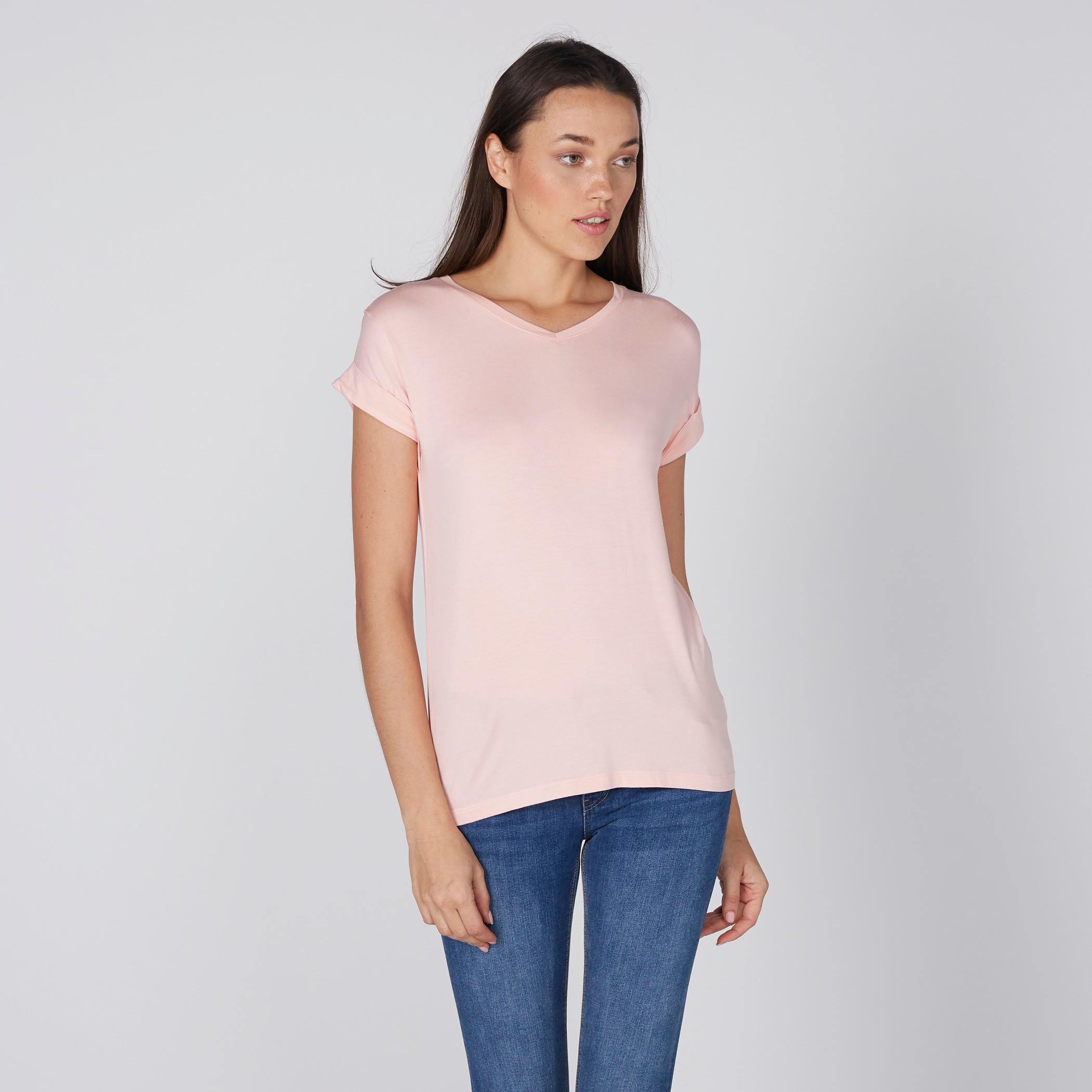 تيشيرت بياقة V وأكمام كاب-women-clothing-tshirts-image-1