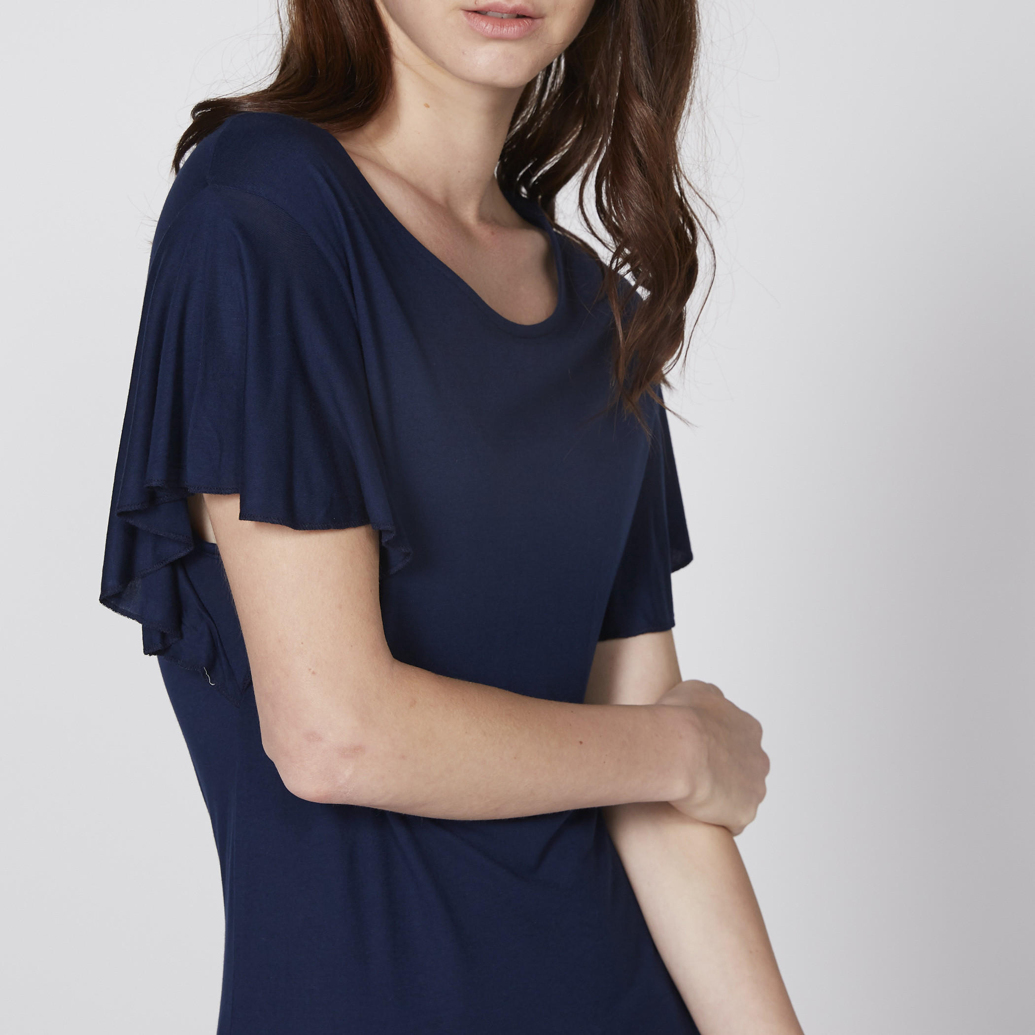 بلوزة بياقة مستديرة وأكمام كشكش-women-clothing-shirtsandblouses-blouses-image-3