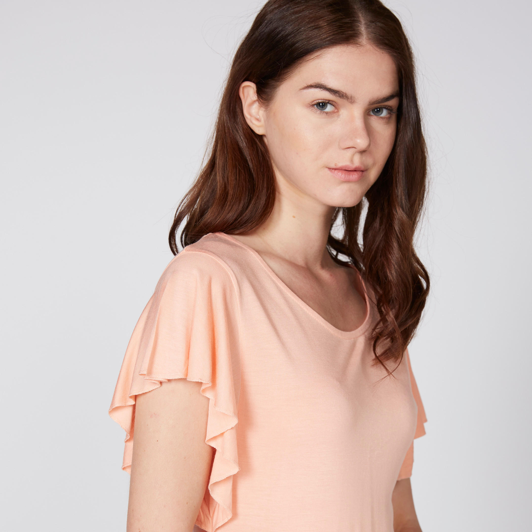بلوزة بياقة مستديرة وأكمام كشكش-women-clothing-shirtsandblouses-blouses-image-3