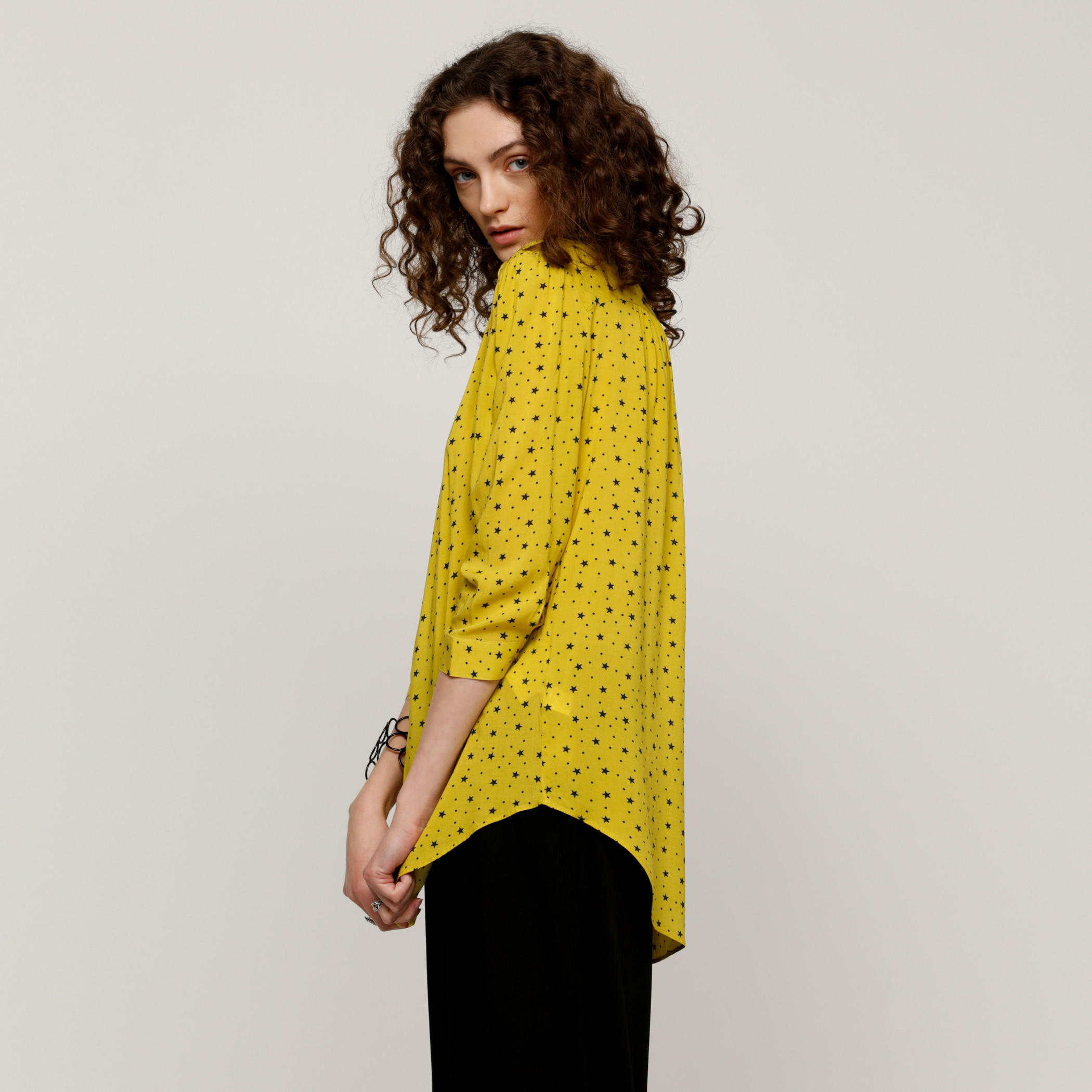 بلوزة بأكمام 3/4 وحوّاف غير مستوية مع طبعات-women-clothing-shirtsandblouses-blouses-image-3