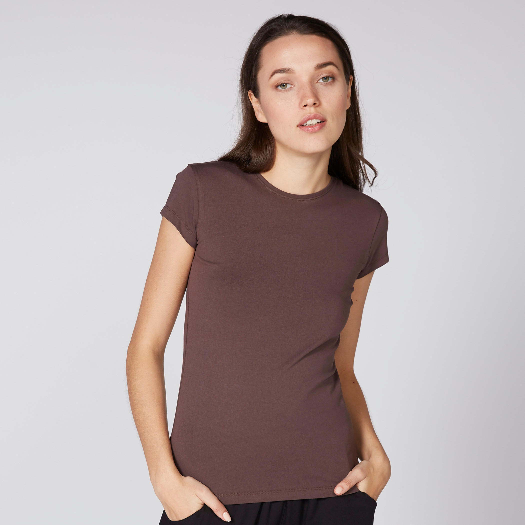 تيشيرت بياقة مستديرة وأكمام كاب-women-clothing-tshirts-image-1