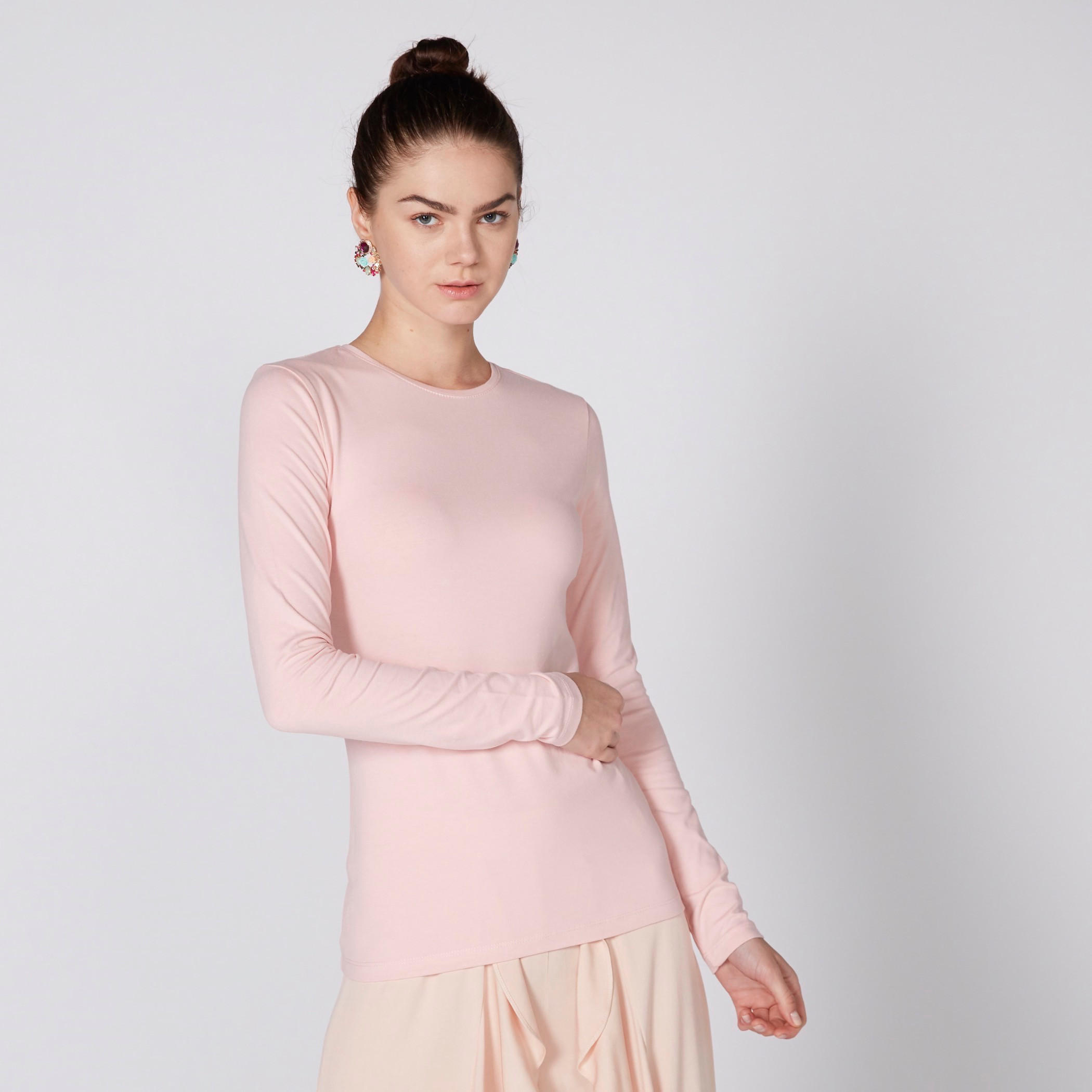 تيشيرت بأكمام طويلة وياقة ضيّقة-women-clothing-tshirts-image-1