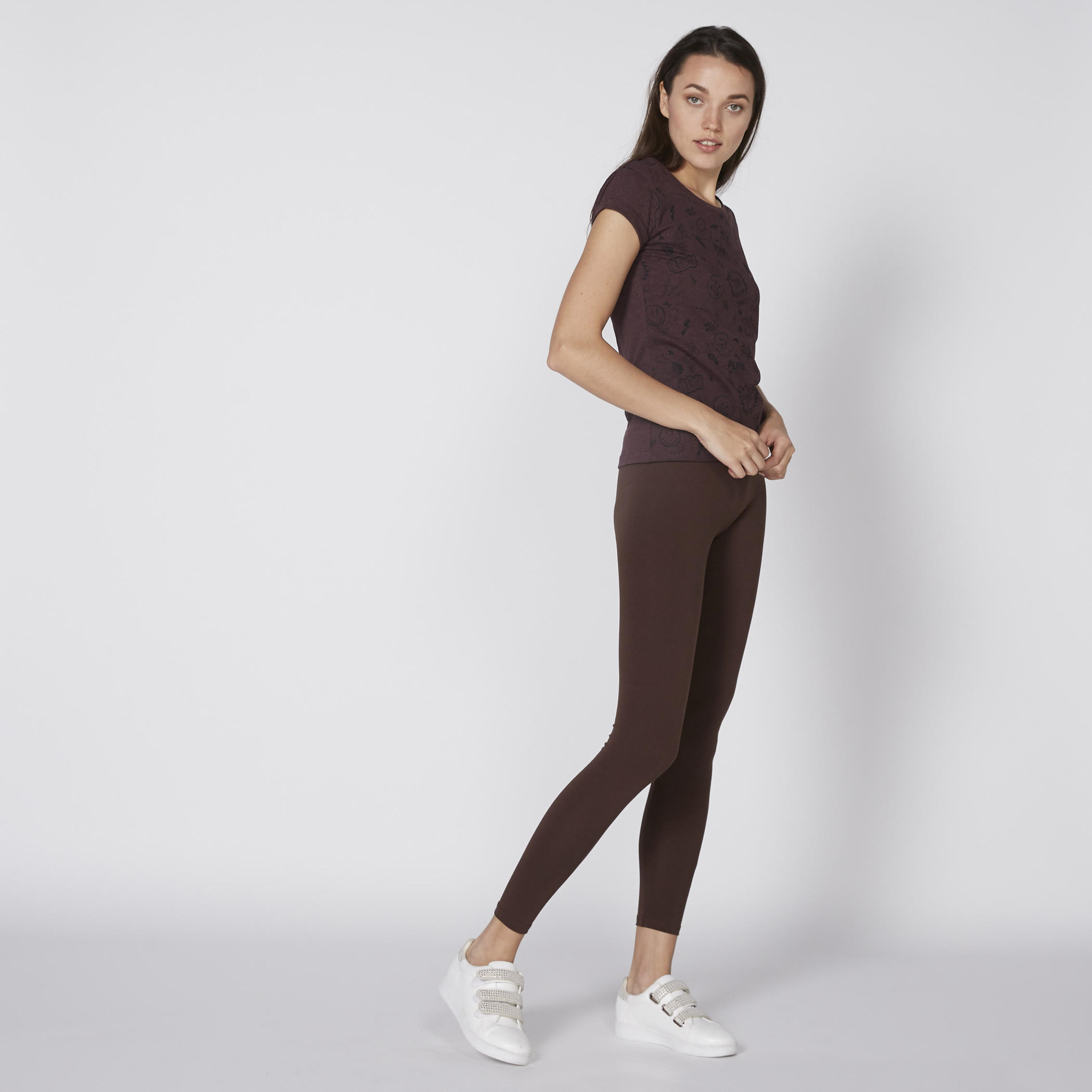 بنطال ليقنز طويل بخصر مطّاطي-women-clothing-bottoms-leggings-image-1
