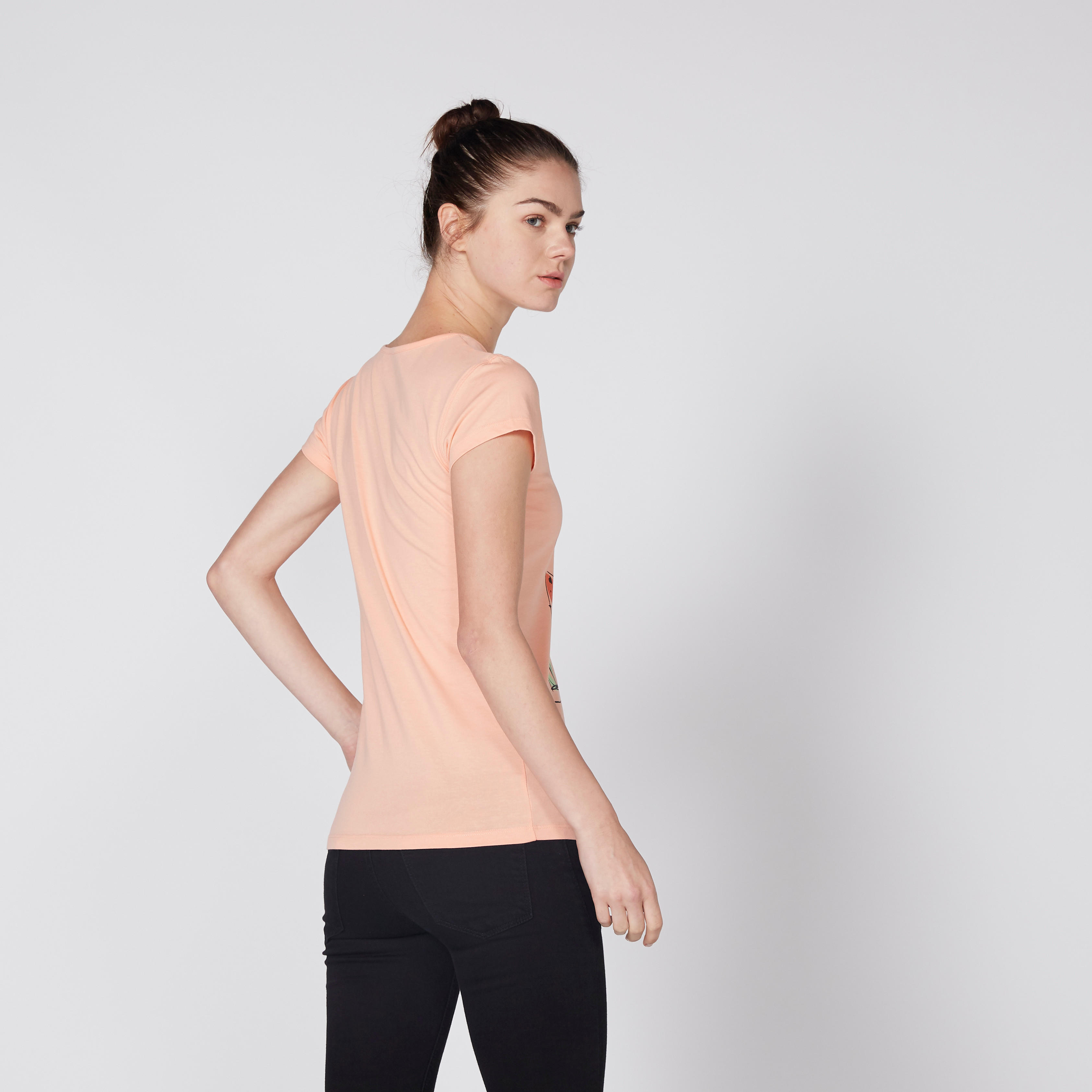 تيشيرت بياقة مستديرة وأكمام كاب وطبعات-women-clothing-tshirts-image-3