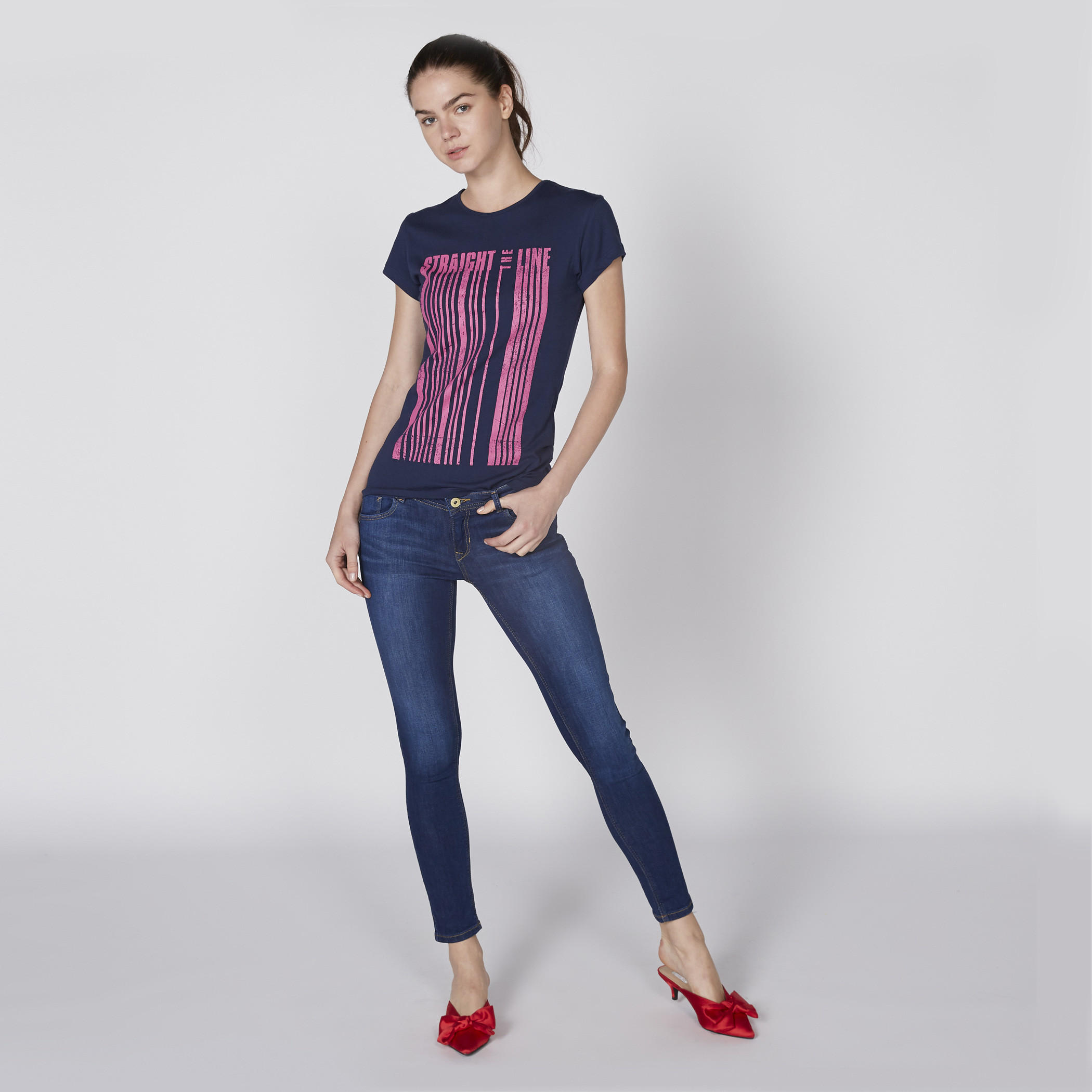 تيشيرت بياقة مستديرة وأكمام قصيرة مع طبعات-women-clothing-shirtsandblouses-blouses-image-2