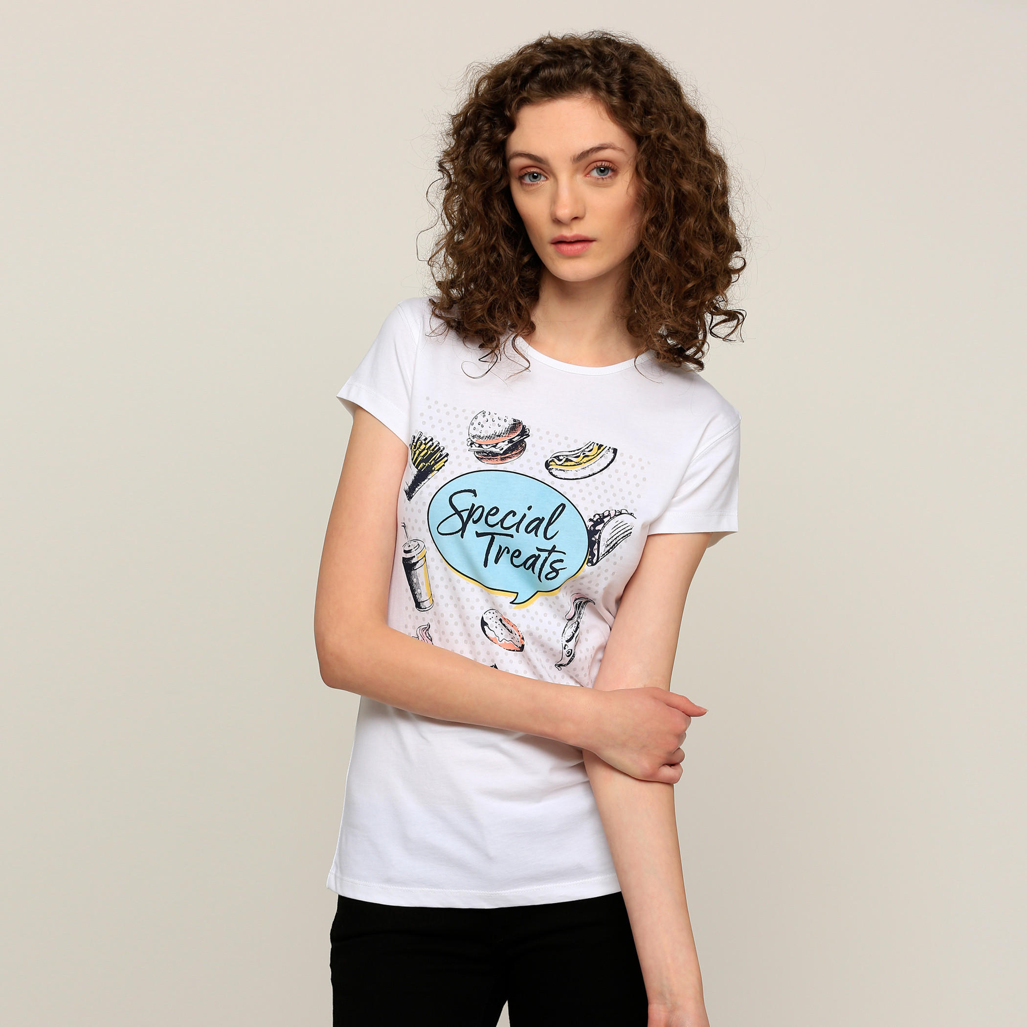 تيشيرت بياقة مستديرة وأكمام قصيرة وطبعات-women-clothing-shirtsandblouses-blouses-image-1