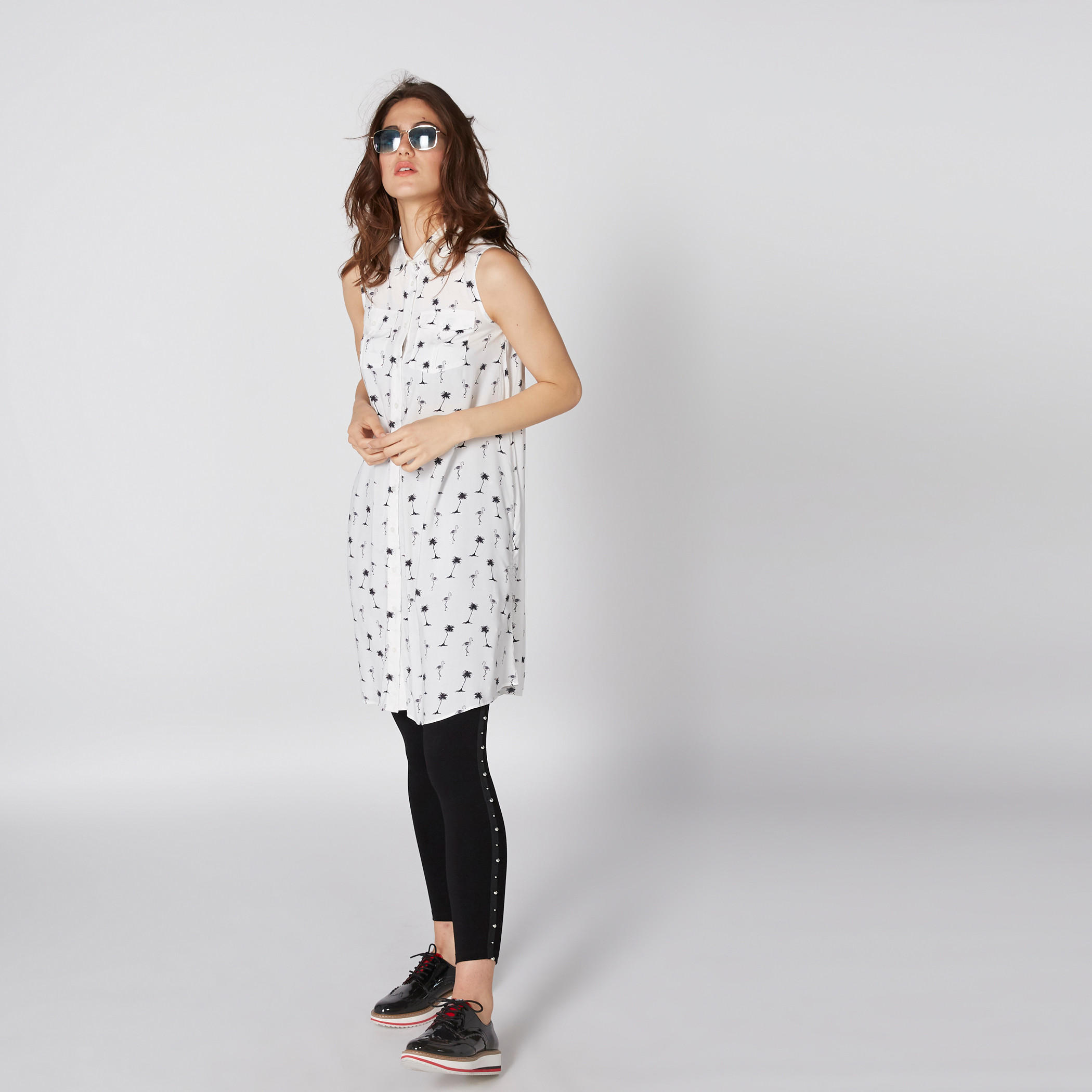 تونيك دون أكمام بأزرار وطبعات-women-clothing-shirtsandblouses-blouses-image-4