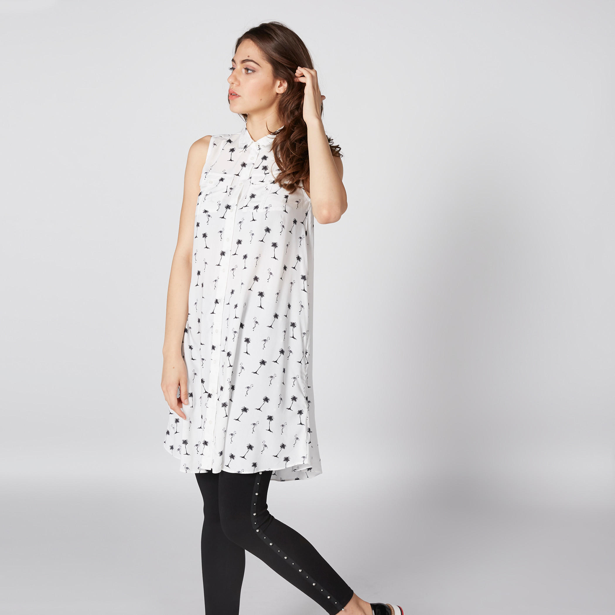 تونيك دون أكمام بأزرار وطبعات-women-clothing-shirtsandblouses-blouses-image-3