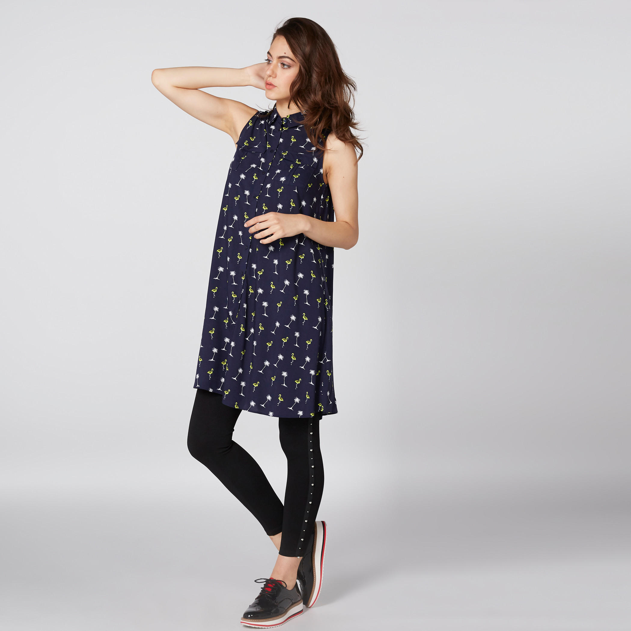 تونيك دون أكمام بأزرار وطبعات-women-clothing-shirtsandblouses-blouses-image-3
