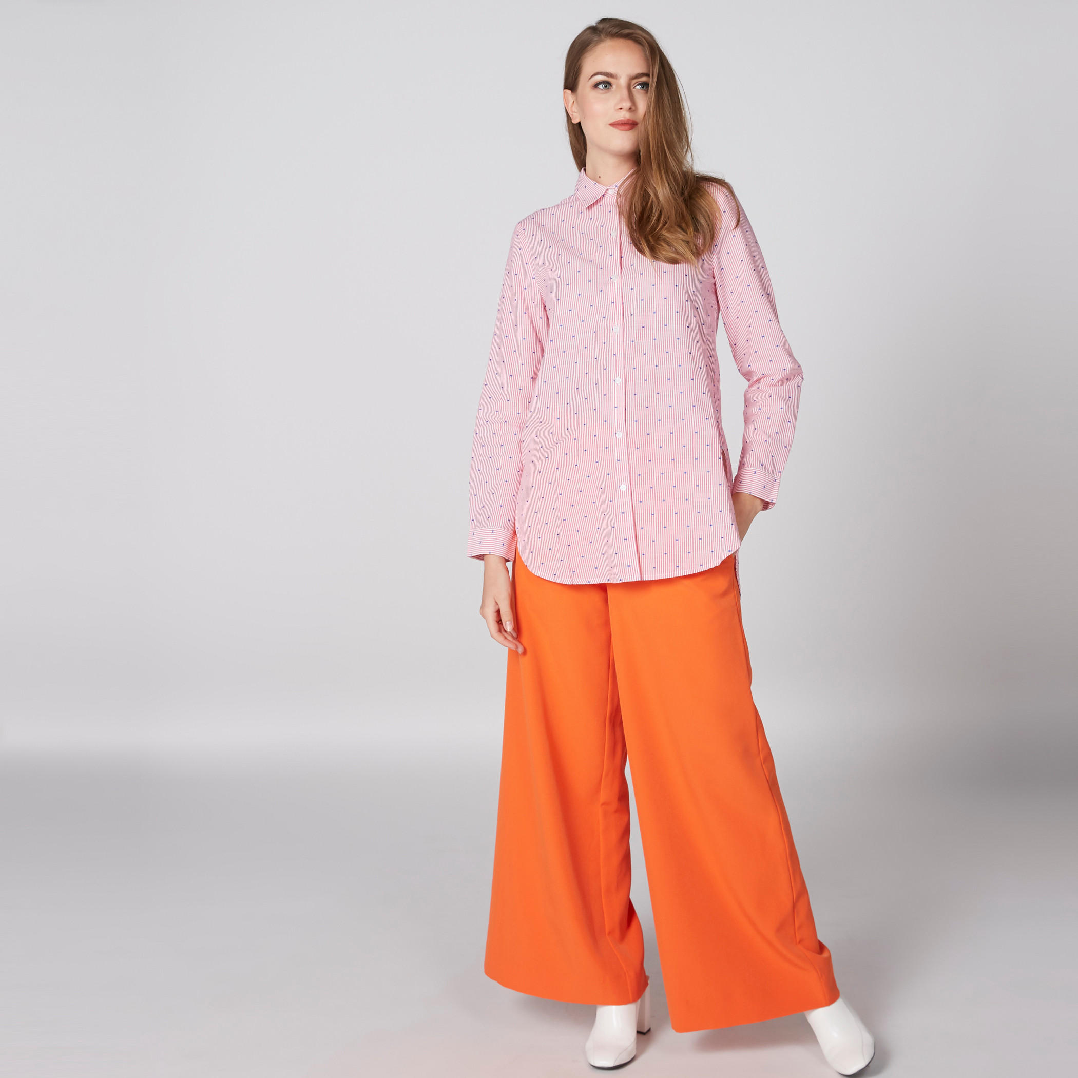 قميص مقلّم بأكمام طويلة وأزرار-women-clothing-shirtsandblouses-shirts-image-1