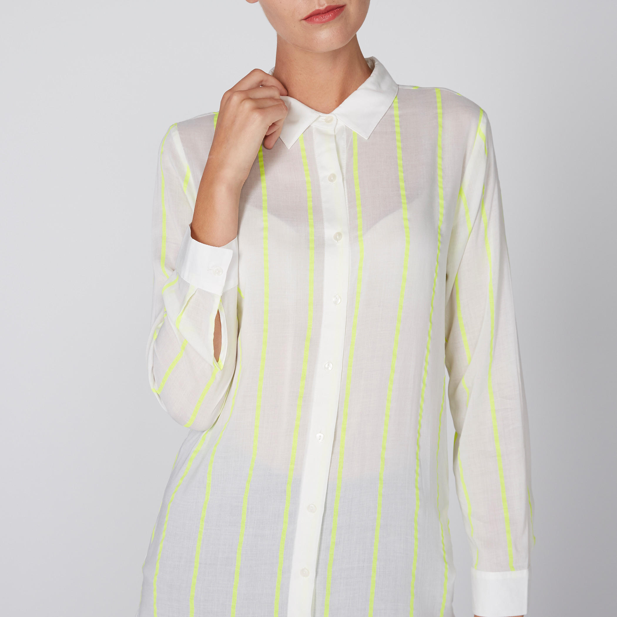 قميص مقلّم بأكمام طويلة وحوّاف غير مستوية-women-clothing-shirtsandblouses-blouses-image-3