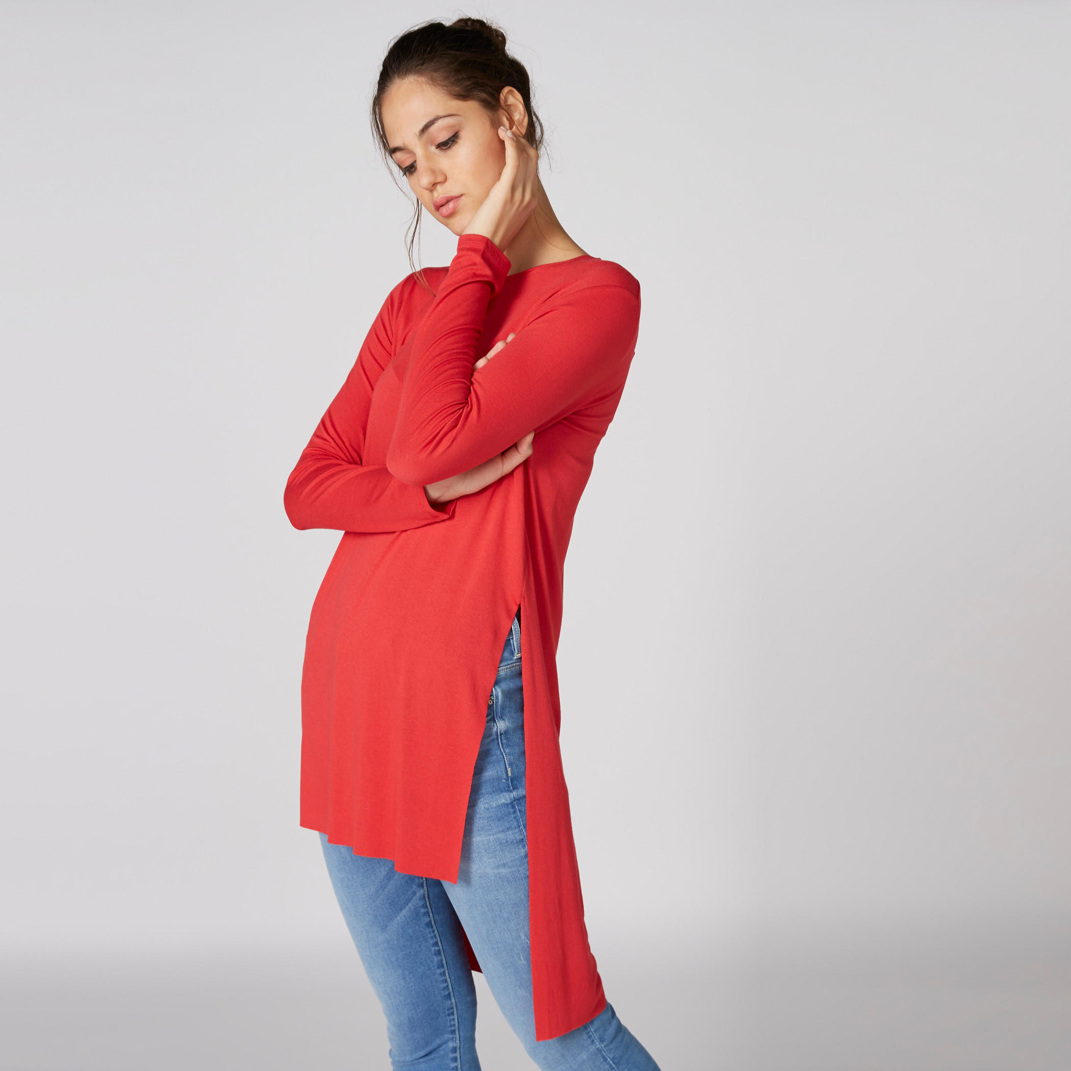 تونيك بياقة مستديرة وأكمام طويلة وحوّاف غير مستوية وفتحة جانبية-women-clothing-shirtsandblouses-blouses-image-4