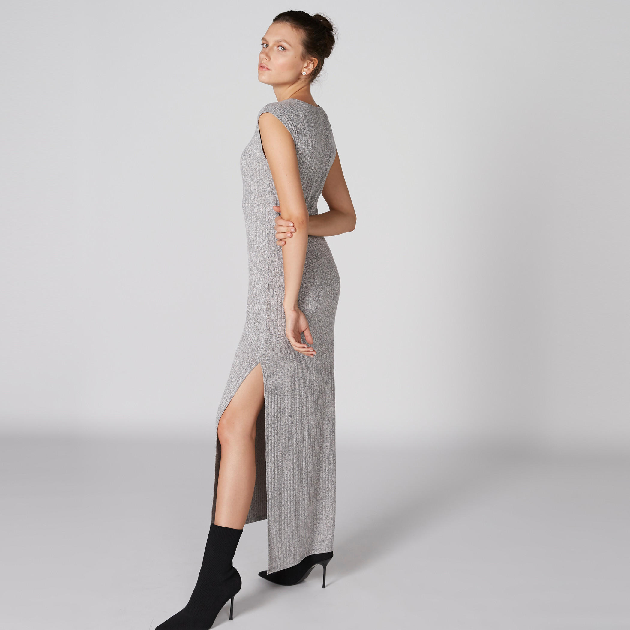 فستان مضلع دون أكمام بياقة مستديرة وفتحة جانبية-women-clothing-dresses-image-5