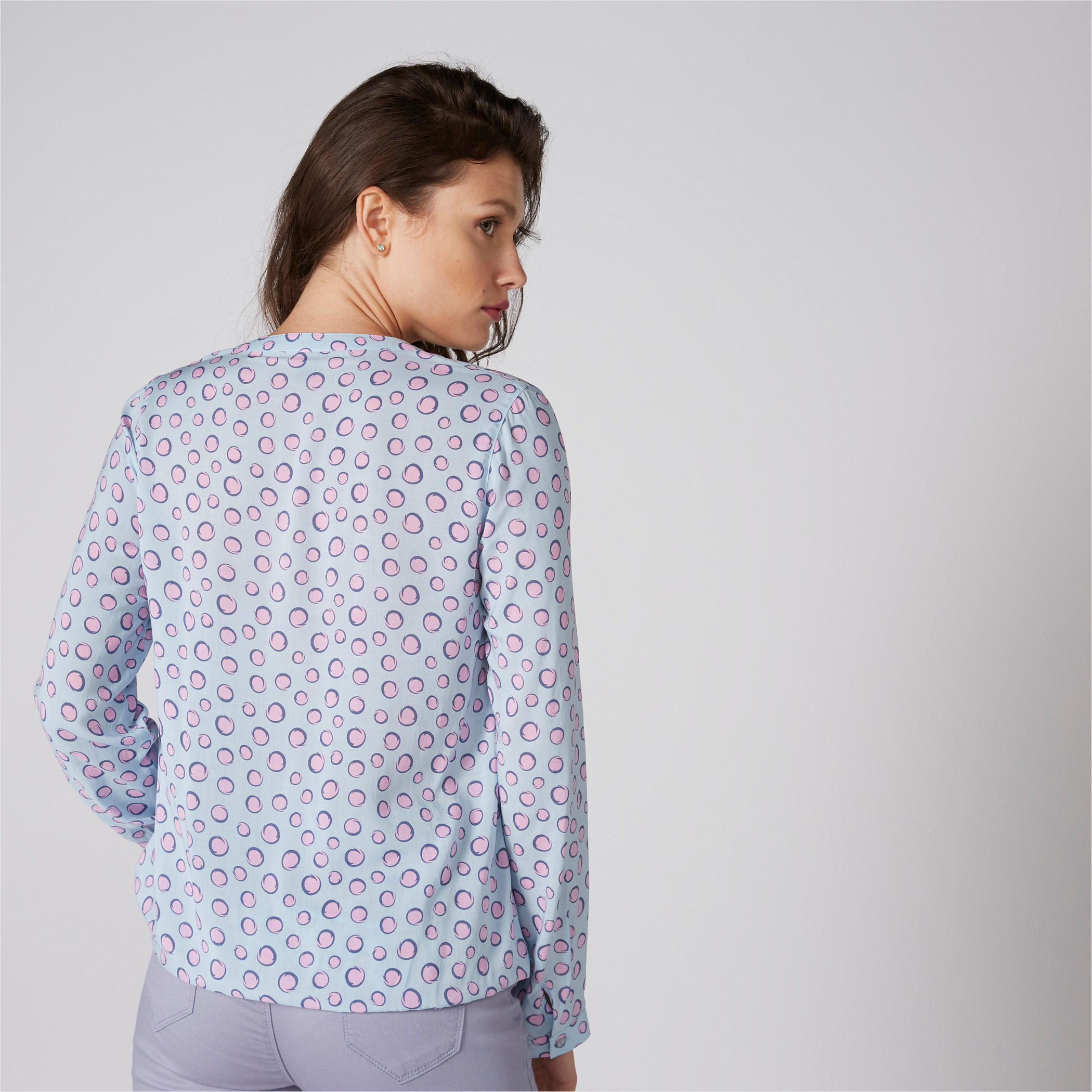 بلوزة بياقة V وأكمام طويلة وطبعات-women-clothing-shirtsandblouses-blouses-image-2