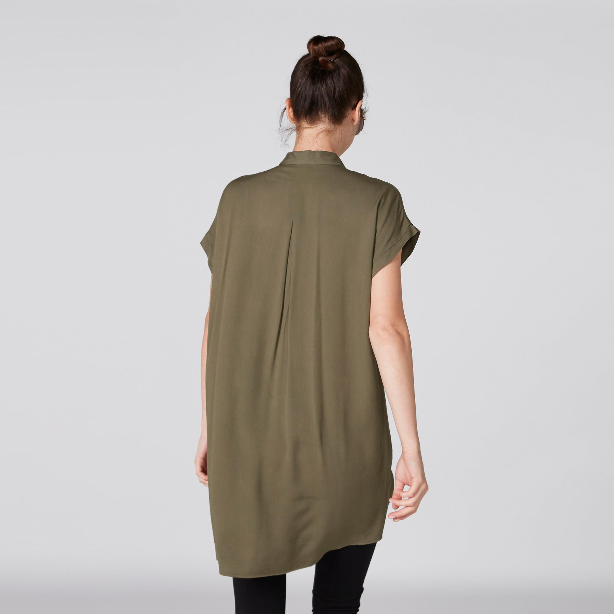 تونيك قميص بأزرار وجيوب-women-clothing-shirtsandblouses-blouses-image-2
