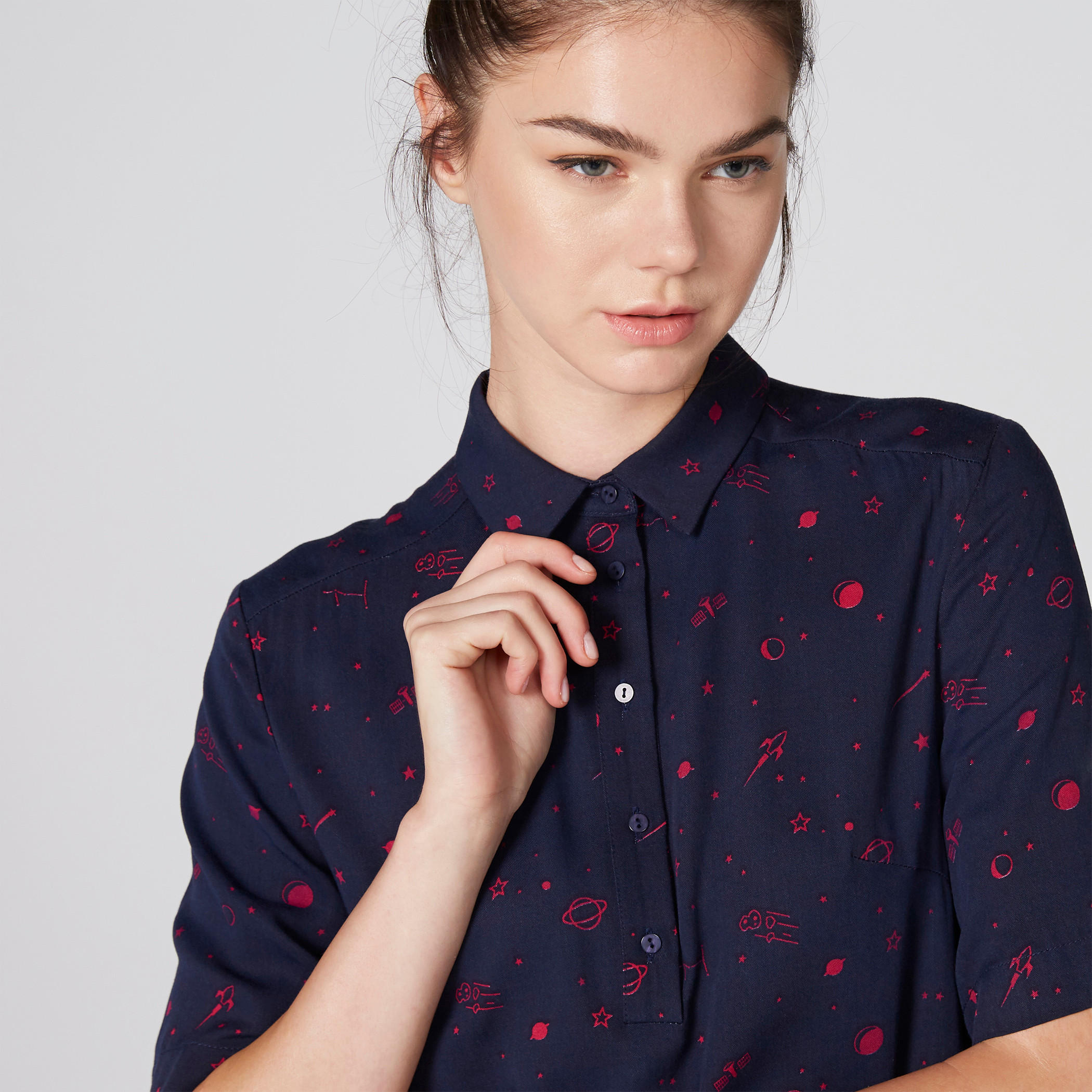 تونيك بأكمام قصيرة وجيوب وطبعات-women-clothing-shirtsandblouses-blouses-image-1
