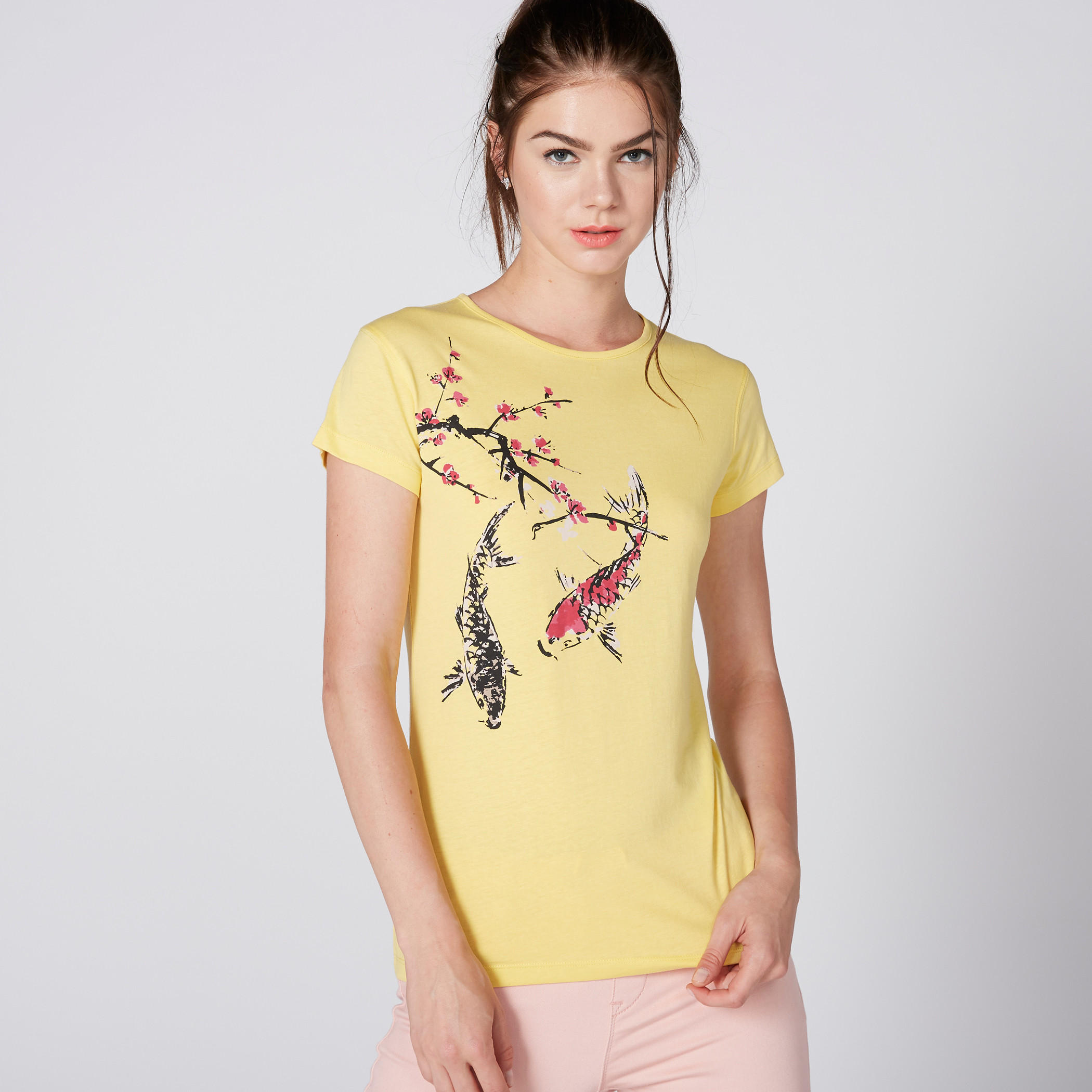 تيشيرت بياقة مستديرة وأكمام كاب وطبعات-women-clothing-tshirts-image-1