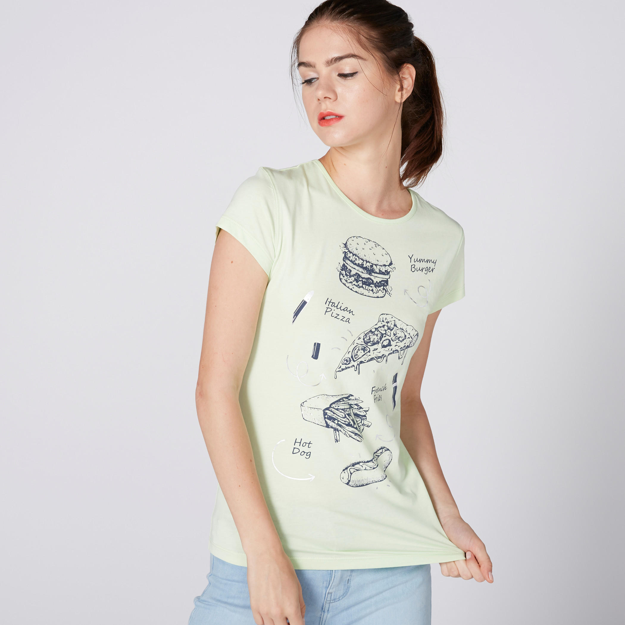 تيشيرت بياقة مستديرة وأكمام قصيرة وطبعات-women-clothing-tshirts-image-2