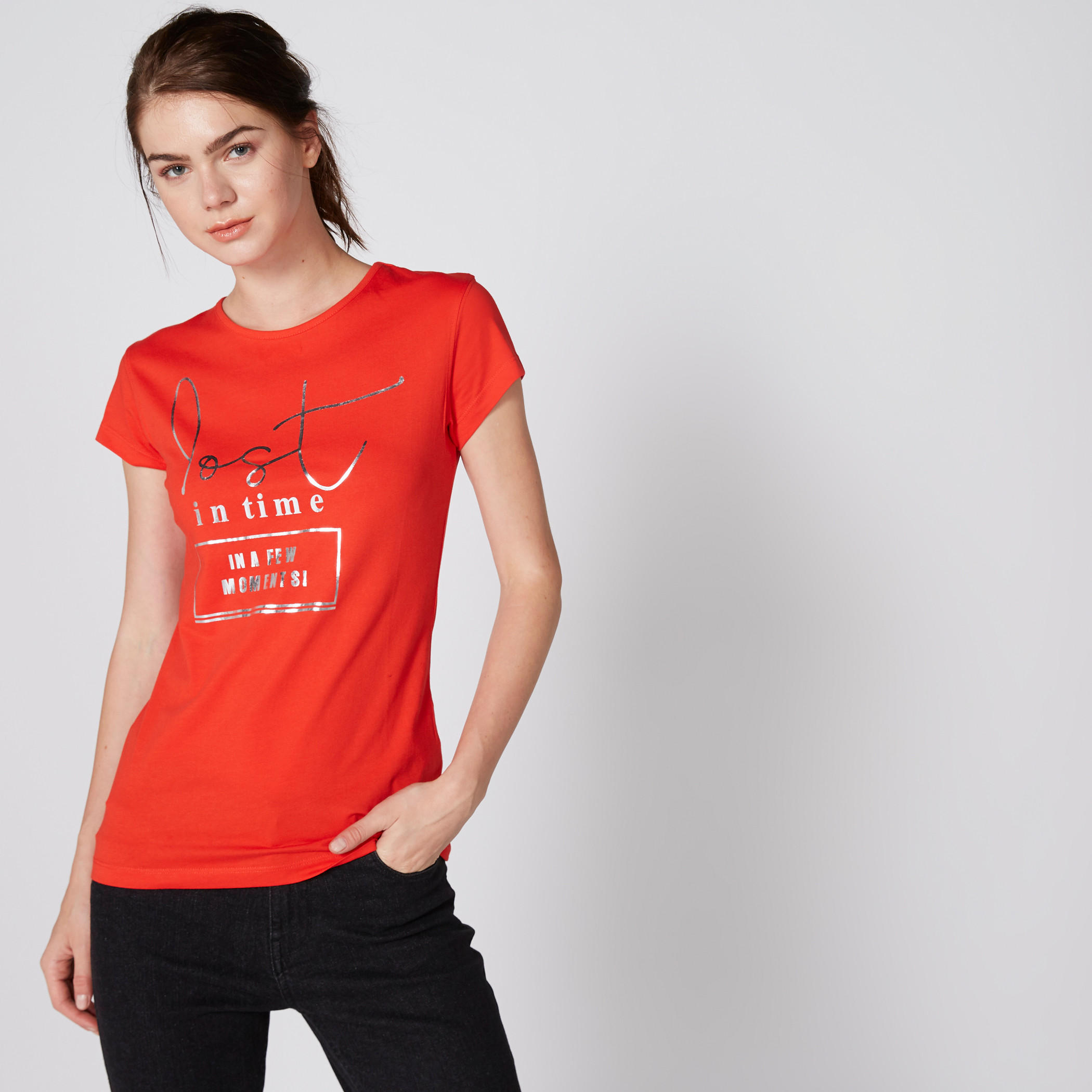 تيشيرت بطبعات وياقة مستديرة وأكمام كاب-women-clothing-shirtsandblouses-shirts-image-1