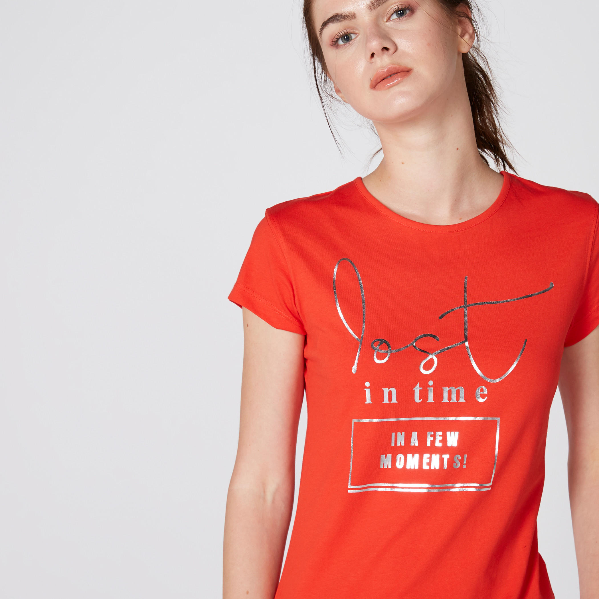 تيشيرت بطبعات وياقة مستديرة وأكمام كاب-women-clothing-shirtsandblouses-shirts-image-4