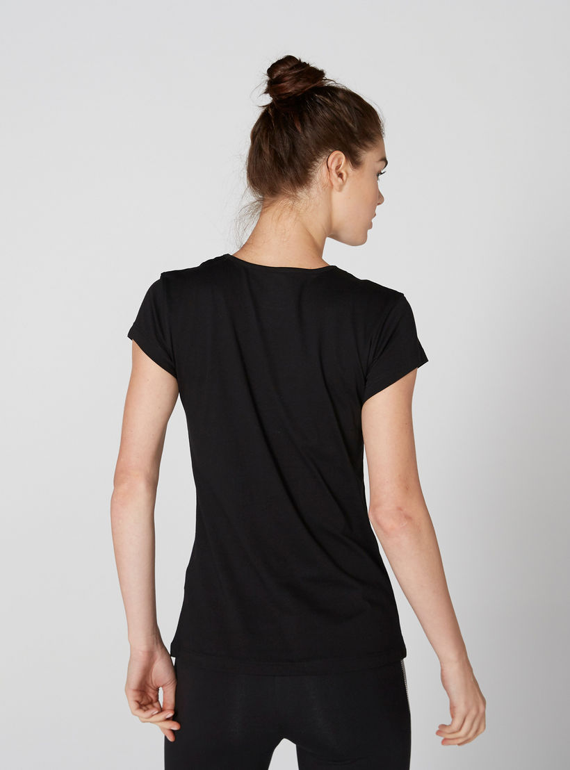 تيشيرت بياقة مستديرة وأكمام كاب وطبعات-women-clothing-tshirts-image-3