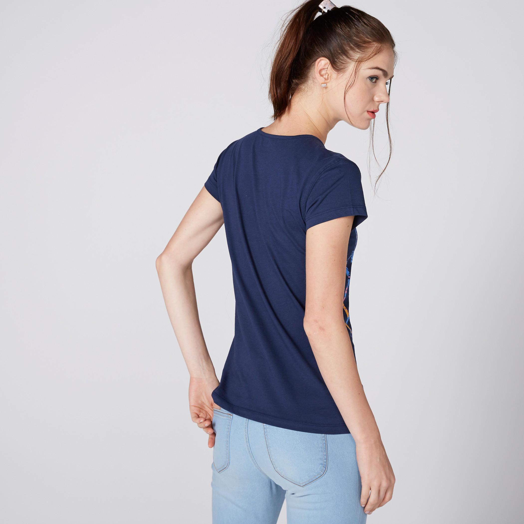 تيشيرت بياقة مستديرة وأكمام كاب وطبعات-women-clothing-tshirts-image-2