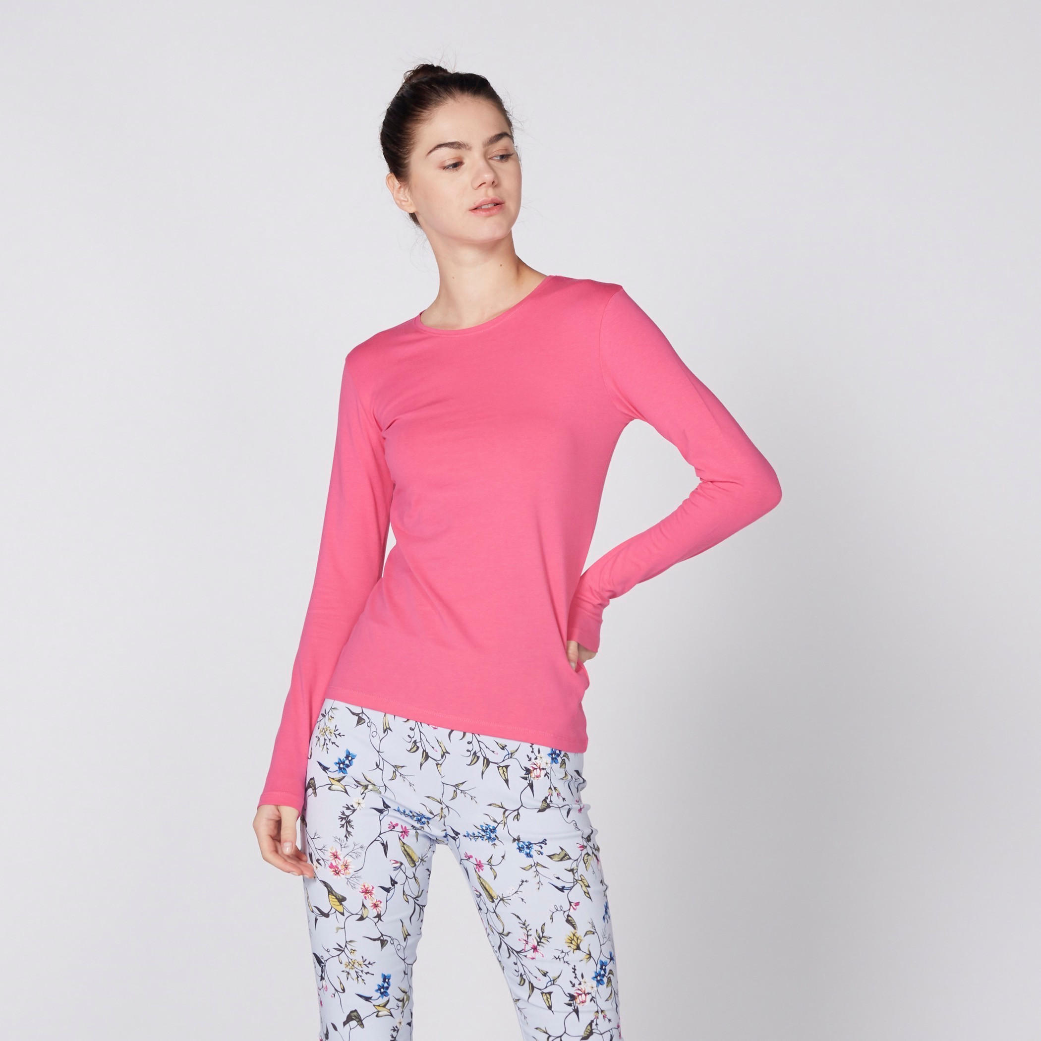 تيشيرت بياقة مستديرة وأكمام طويلة-women-clothing-tshirts-image-3