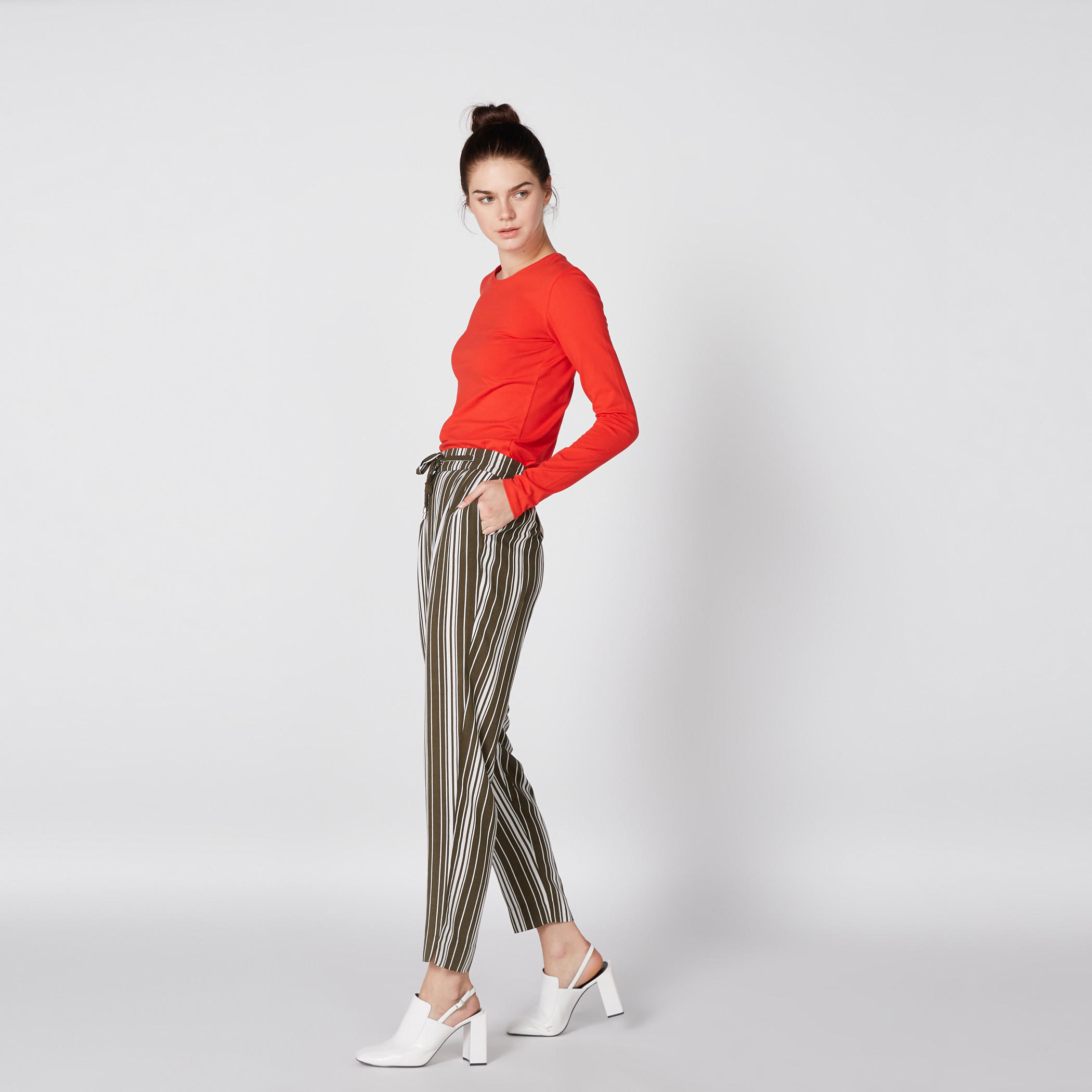 تيشيرت بياقة مستديرة وأكمام طويلة-women-clothing-tshirts-image-4