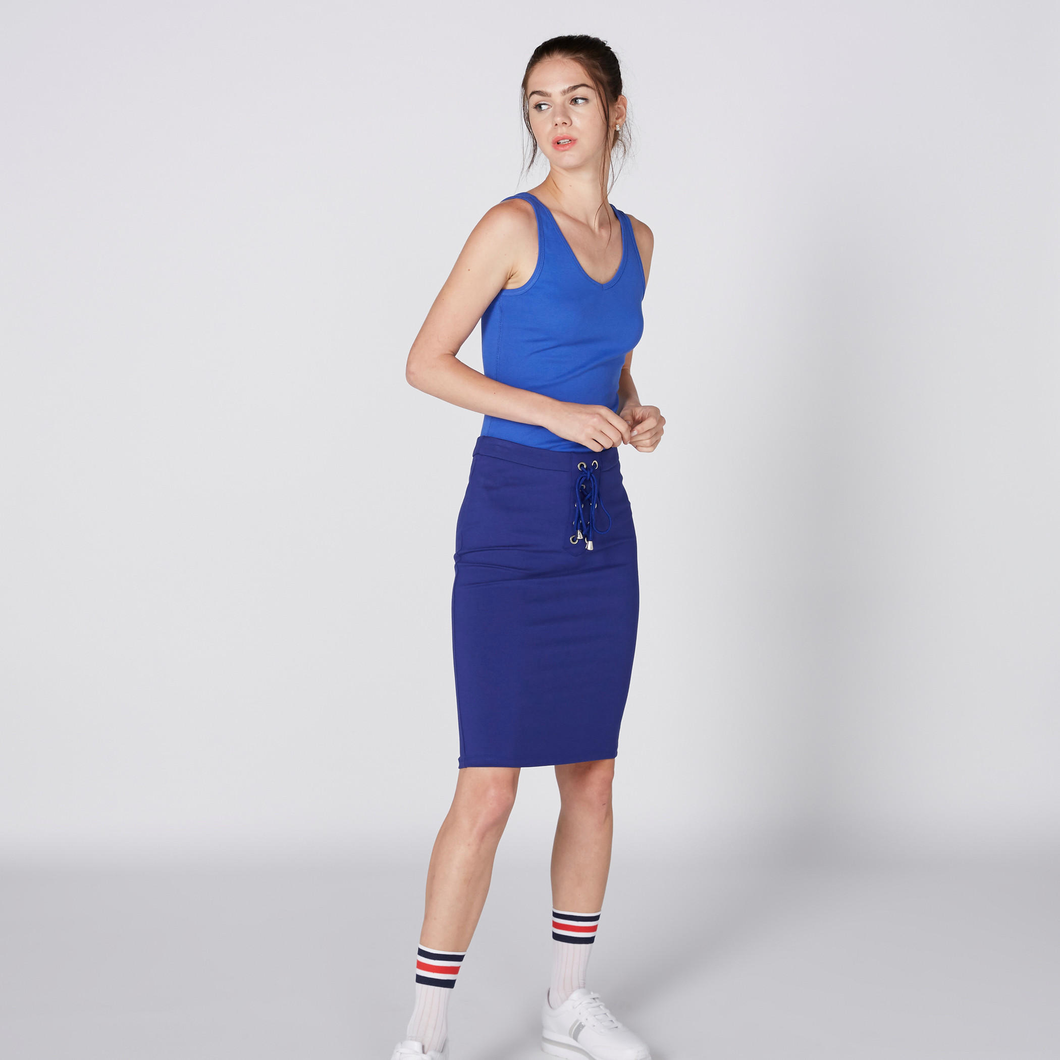 سترة فيست دون أكمام بياقة V-women-clothing-tshirts-image-1
