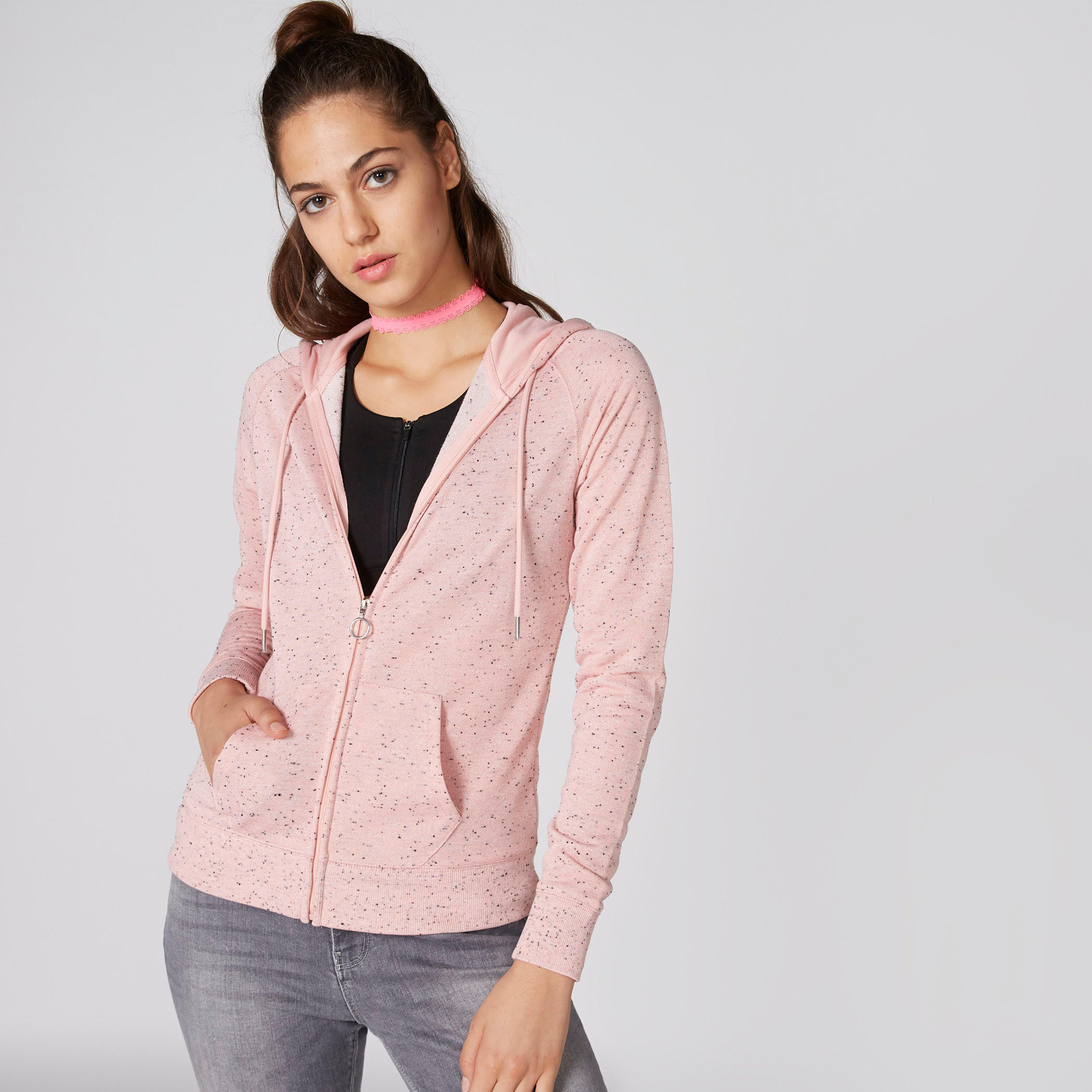 جاكيت بأكمام طويلة وسحّاب إغلاق وطبعات وقبعة-women-winterwear-coatsandjackets-jackets-image-1