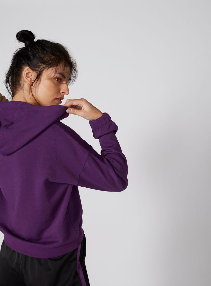 سويت شيرت بأكمام طويلة وجيوب وقبعة-women-winterwear-hoodiesandsweatshirts-hoodies-image-2