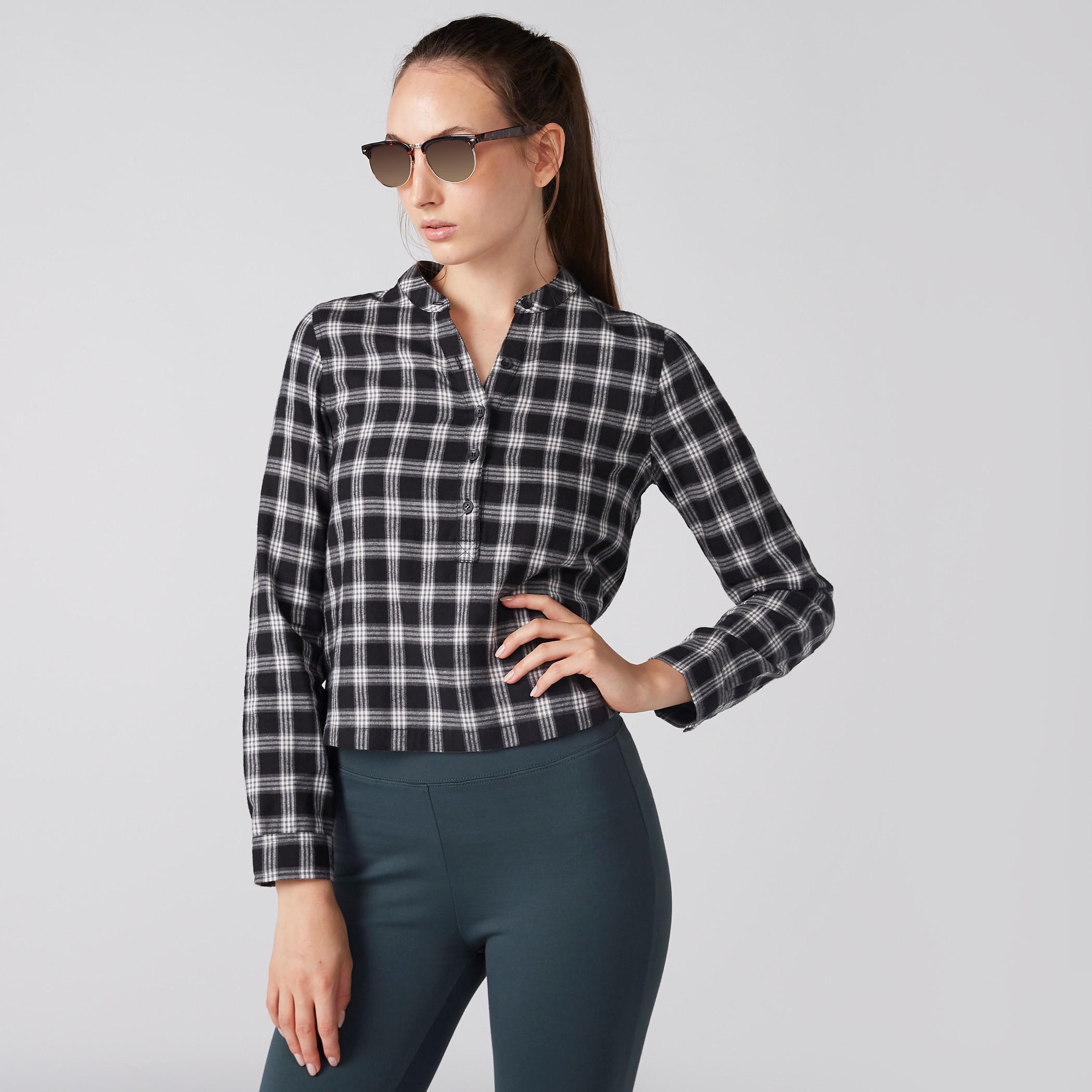 بلوزة كاروهات بياقة ماندارين وأكمام طويلة-women-clothing-shirtsandblouses-blouses-image-1