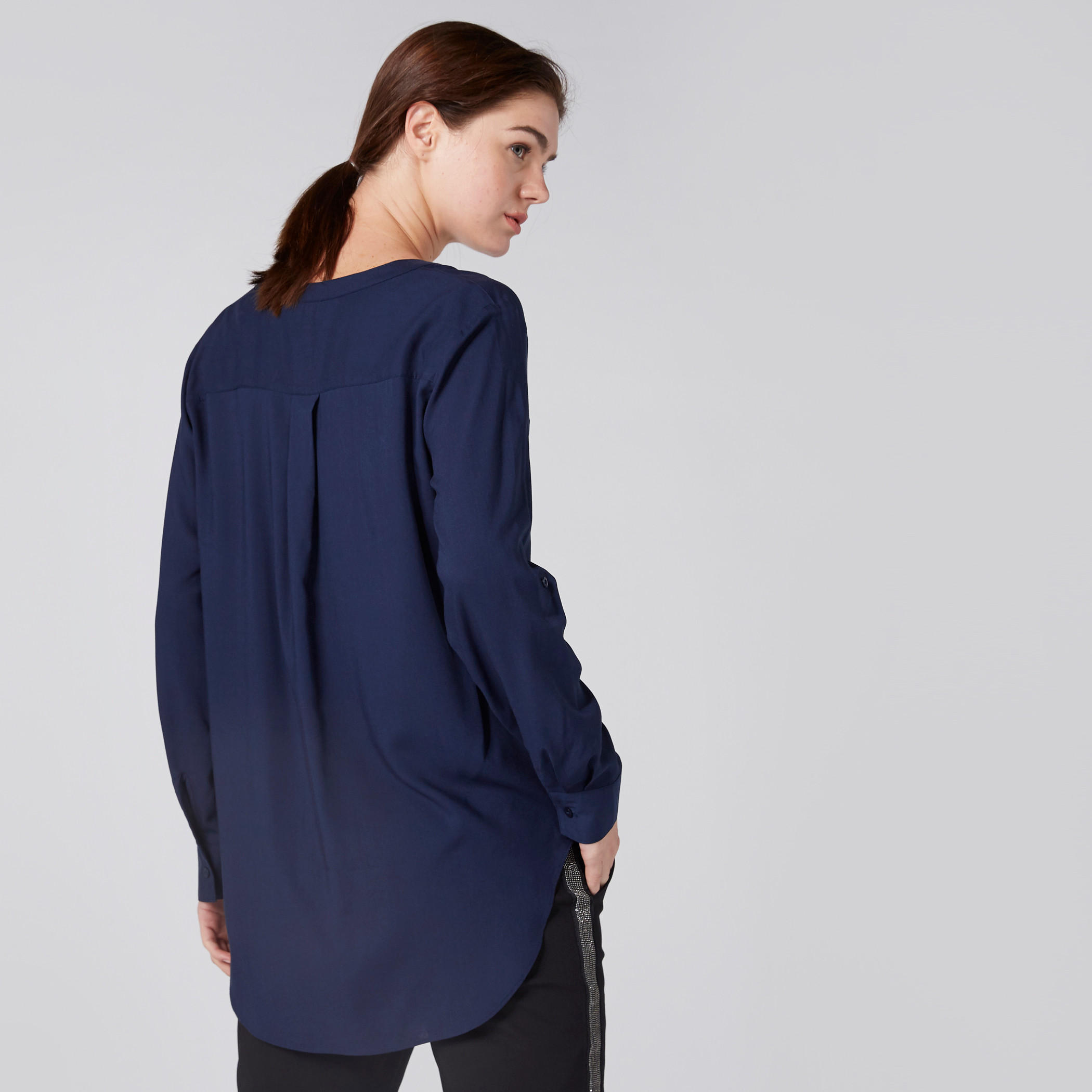 بلوزة قصيرة بأكمام طويلة وياقة ماندارين-women-clothing-shirtsandblouses-blouses-image-2