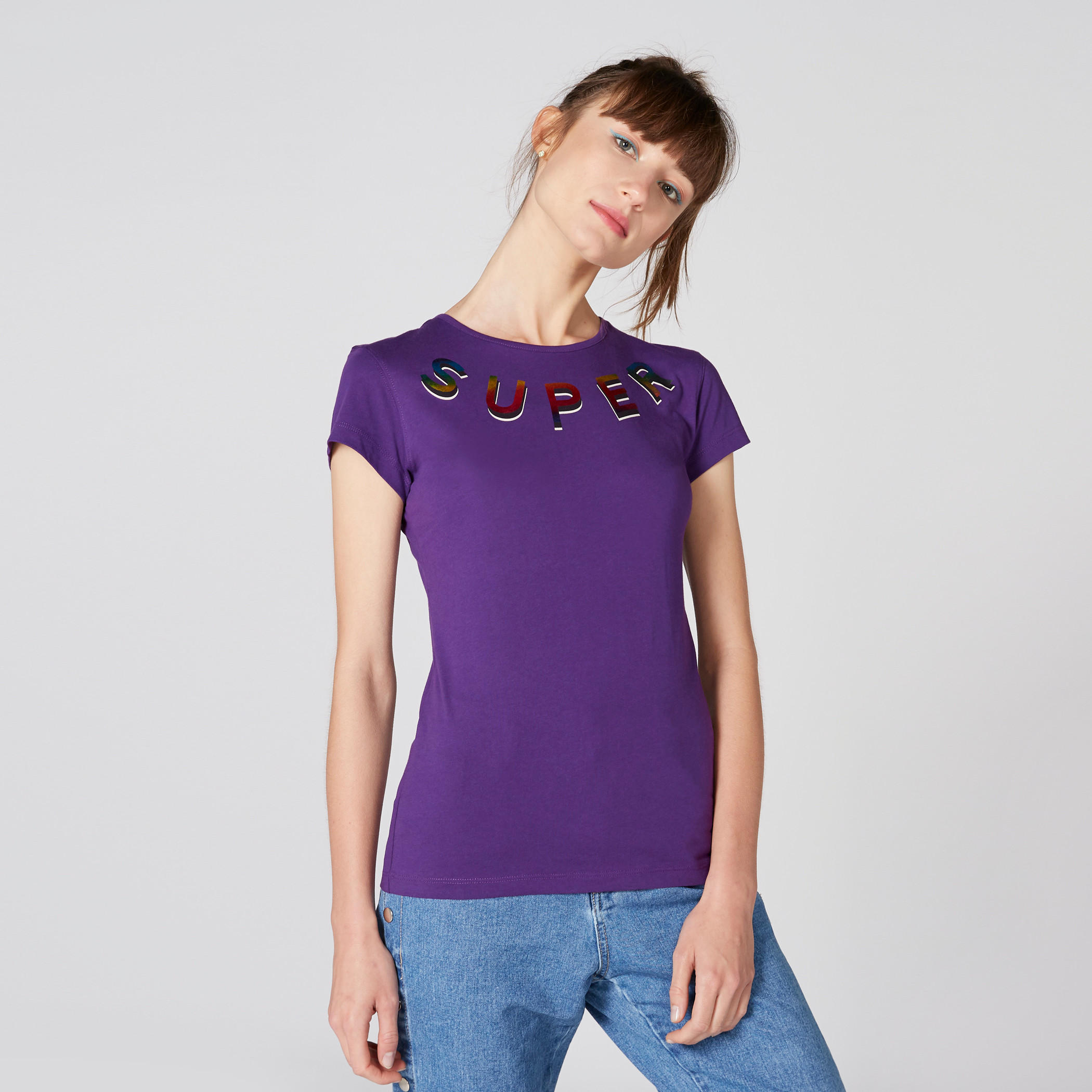تيشيرت بطبعات وياقة مستديرة وأكمام كاب-women-clothing-tshirts-image-1