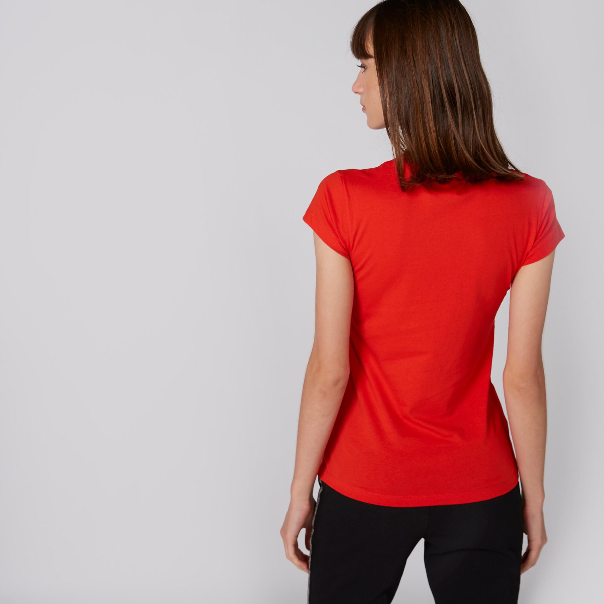 تيشيرت بياقة مستديرة وأكمام كاب وطبعات-women-clothing-tshirts-image-2