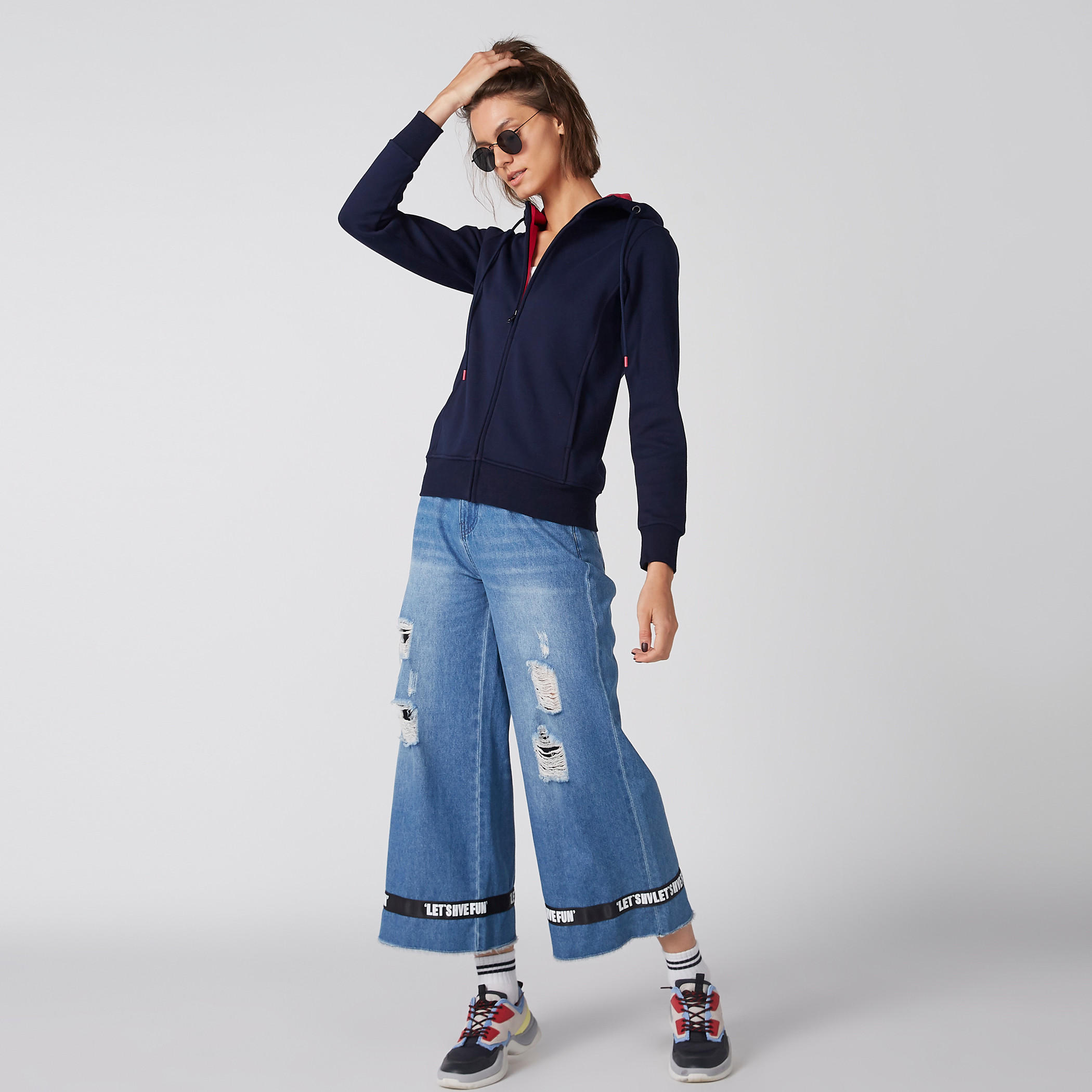 جاكيت بأكمام طويلة وسحّاب إغلاق وقبّعة-women-winterwear-coatsandjackets-jackets-image-2