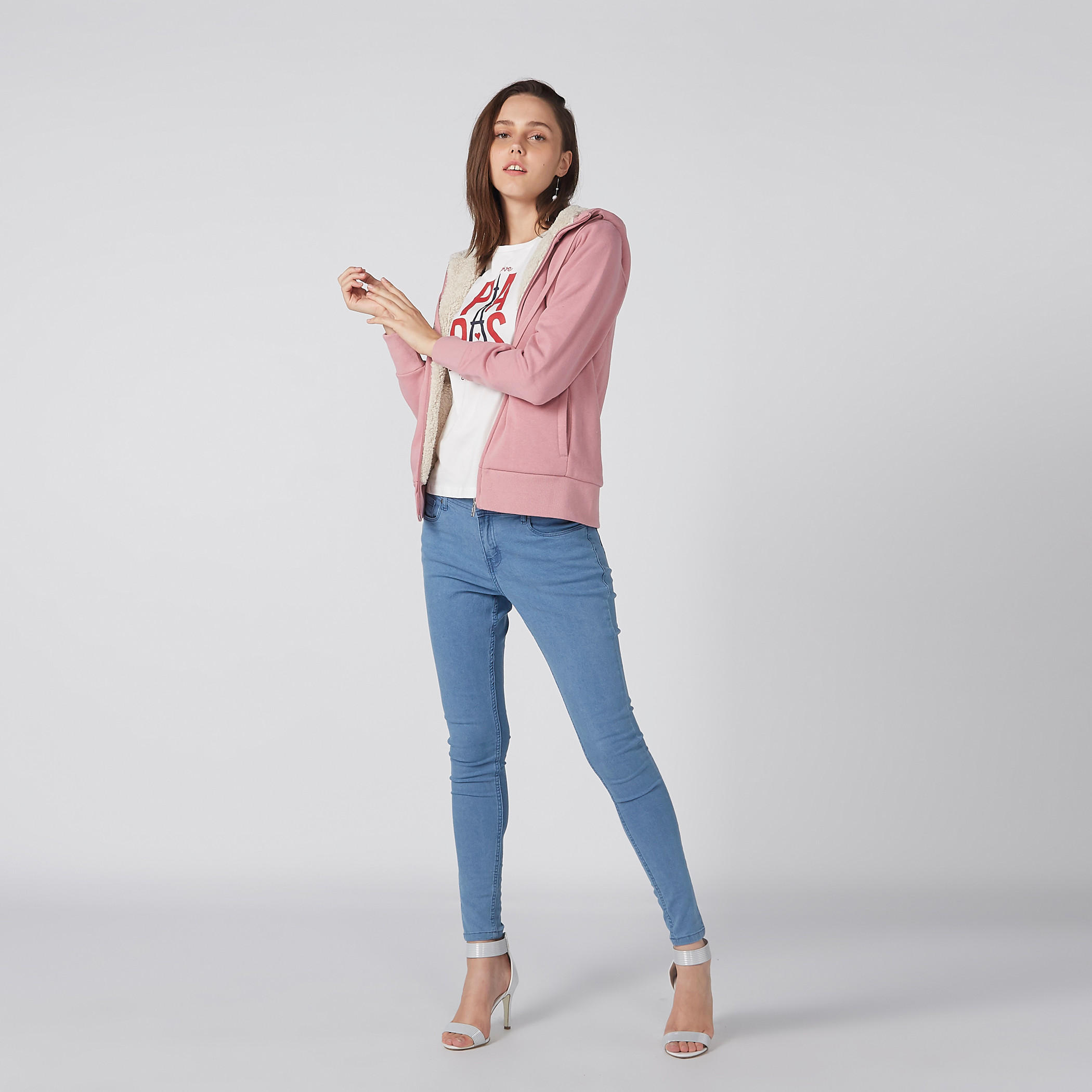 جاكيت بأكمام طويلة وسحّاب إغلاق وقبّعة-women-winterwear-coatsandjackets-jackets-image-2