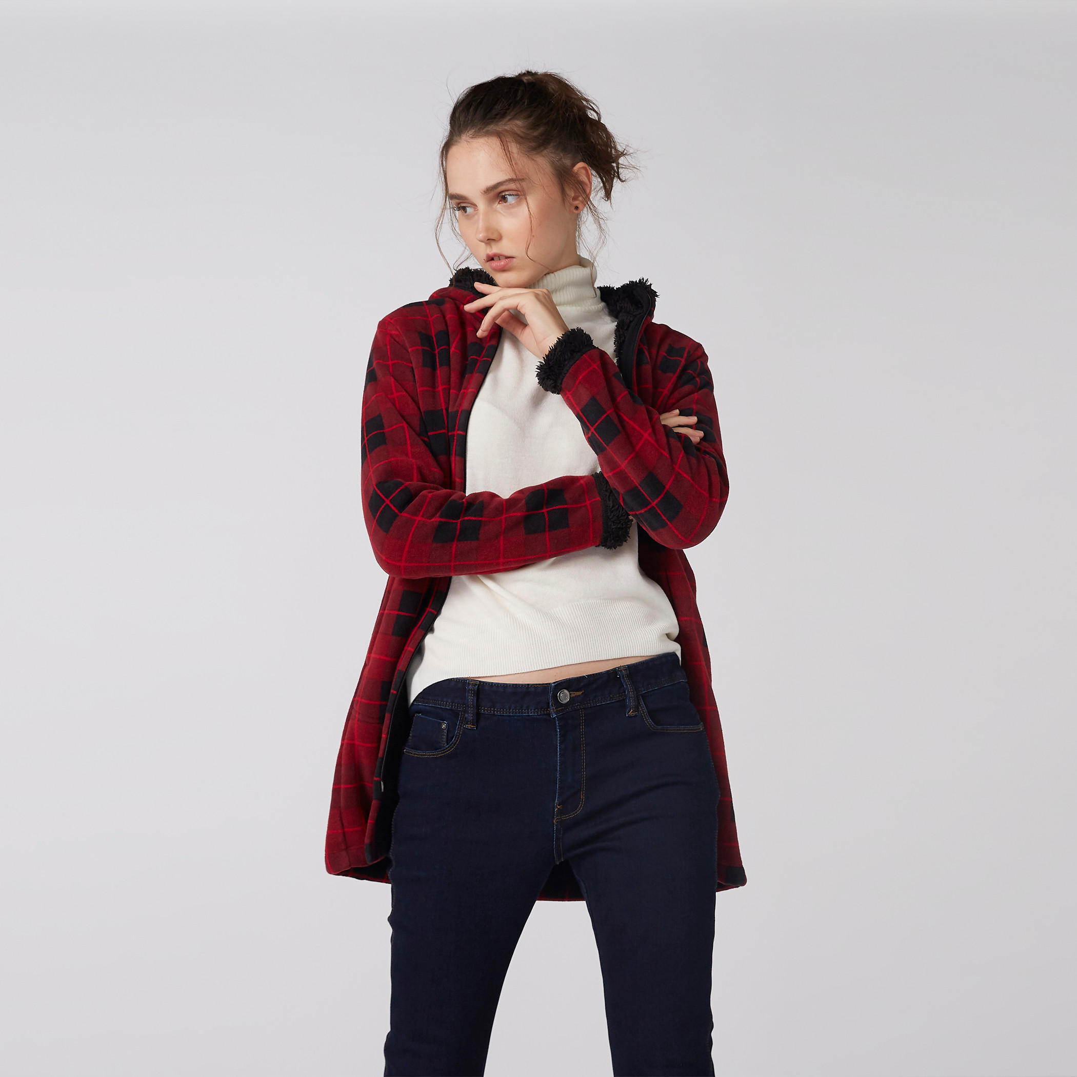 جاكيت كاروهات بأكمام طويلة وسحّاب إغلاق-women-winterwear-coatsandjackets-jackets-image-4