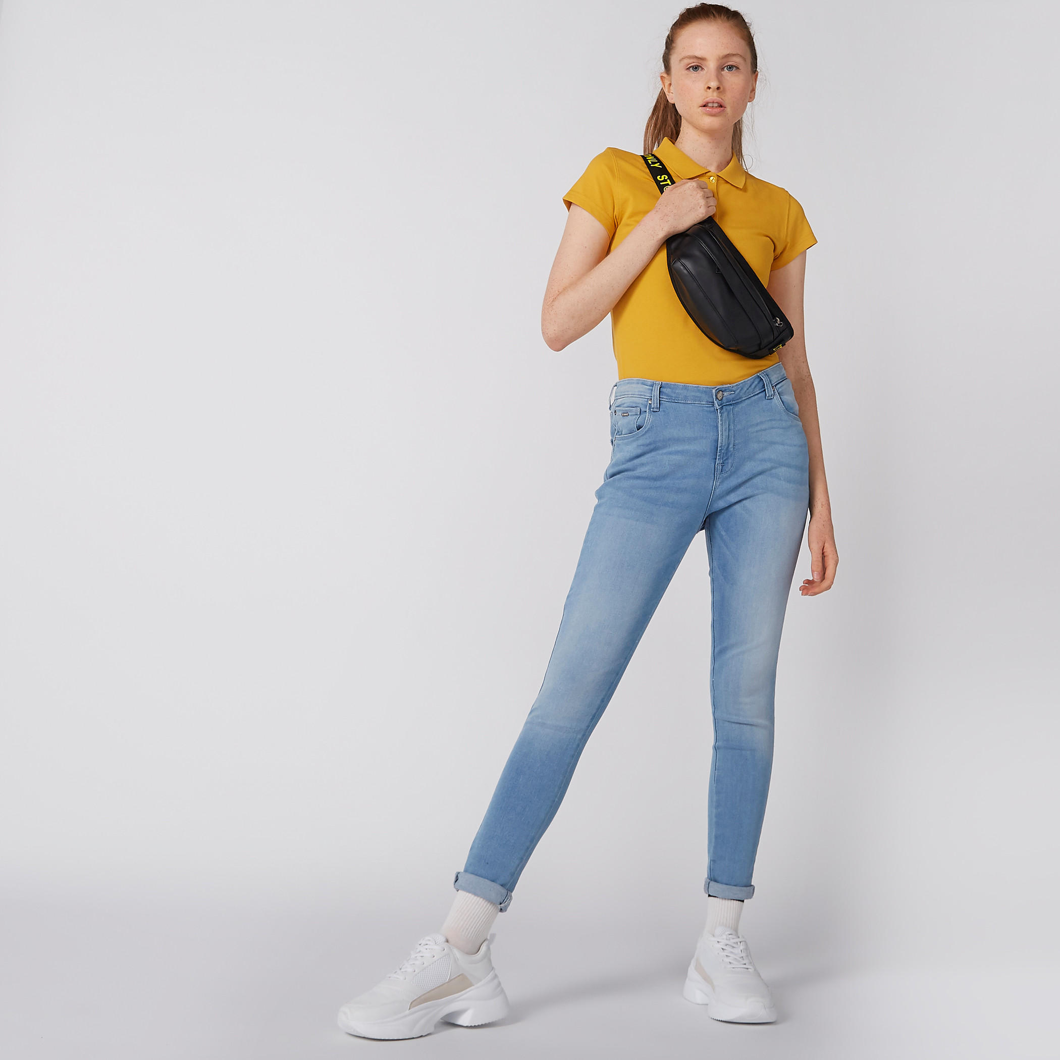 تيشيرت بولو بأكمام قصيرة وزر إغلاق-women-clothing-tshirts-image-1